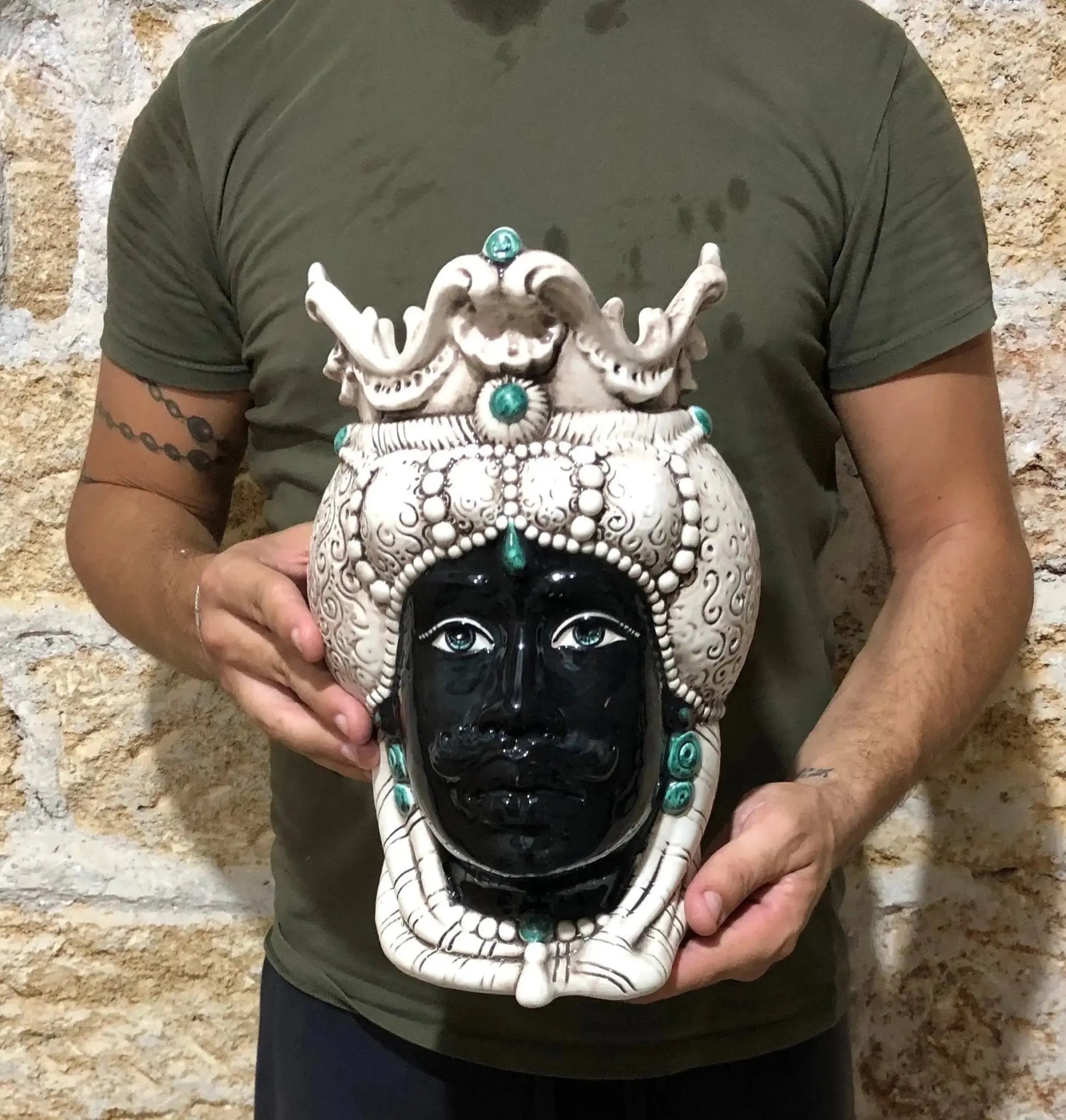 Teste di Moro Emiro Ceramica Caltagirone cm H.30 L.18 Artigianale Écru Sfere Verde - DD CERAMICHE SICILIANE