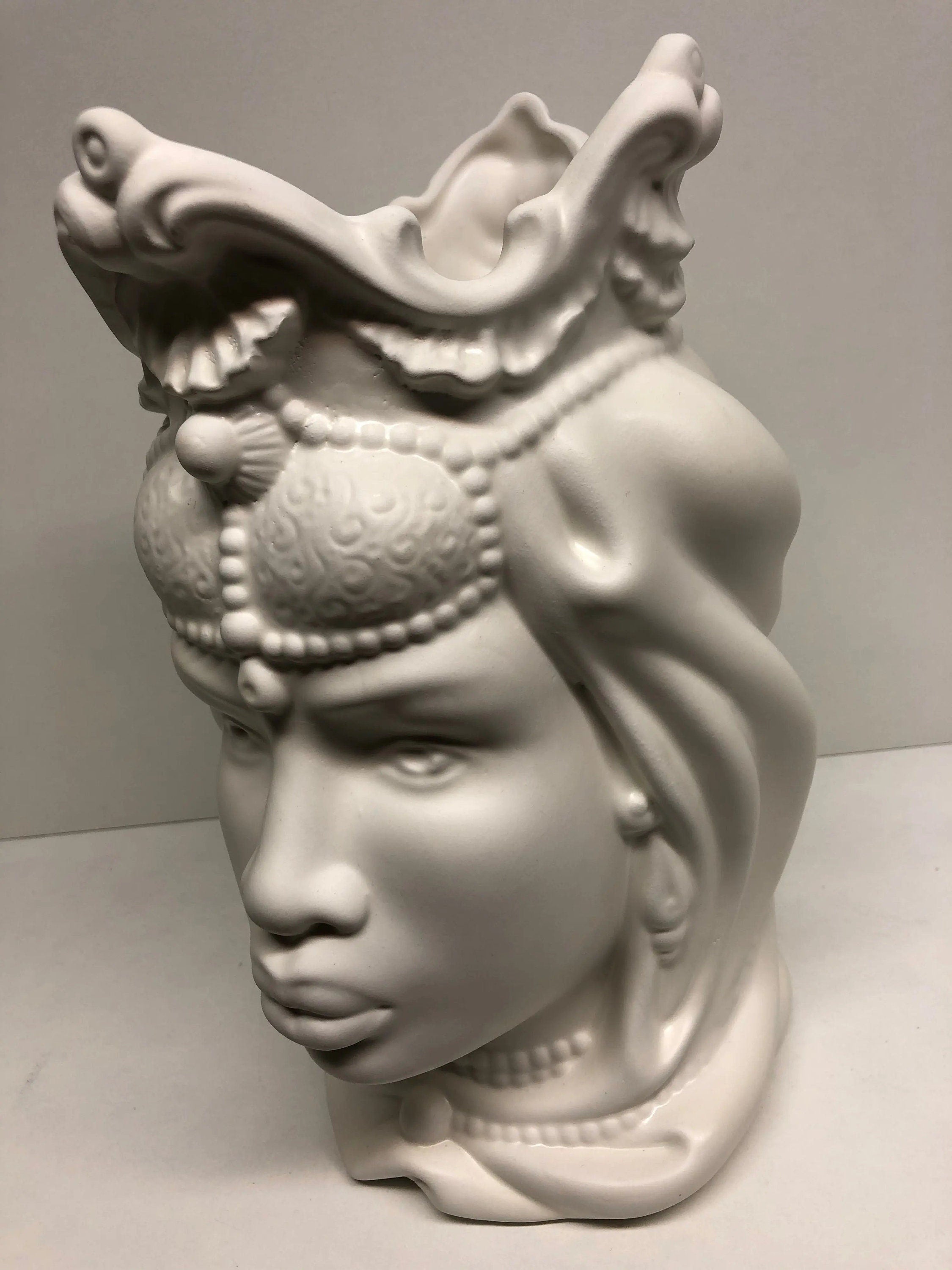 Teste di Moro Emiro Ceramica Caltagirone cm H.30 L.18 Artigianale Bianco Opaco DD CERAMICHE SICILIANE