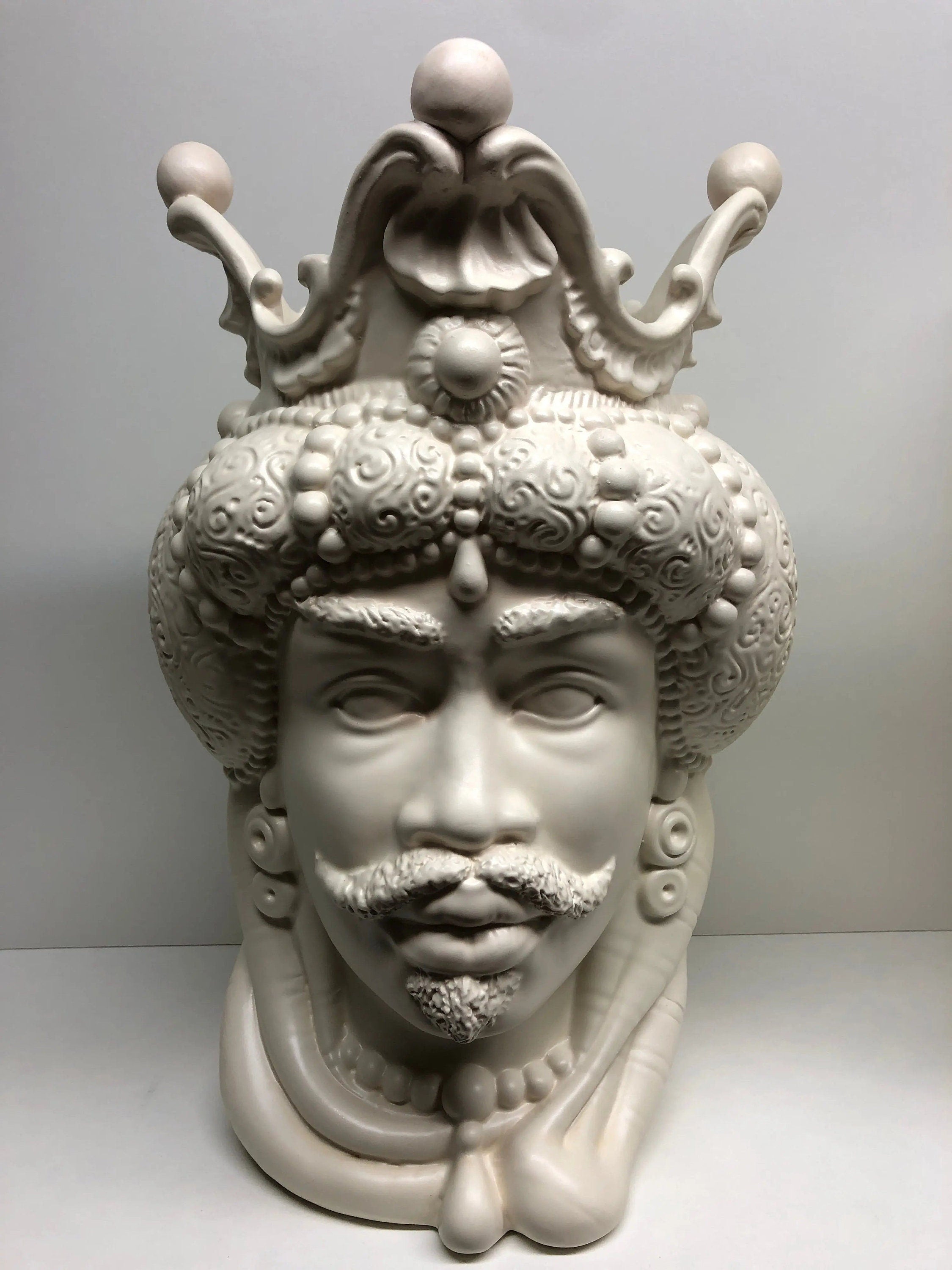 Teste di Moro Emiro Ceramica Caltagirone cm H.45 L.29 Artigianale Bianco Opaco DD CERAMICHE SICILIANE