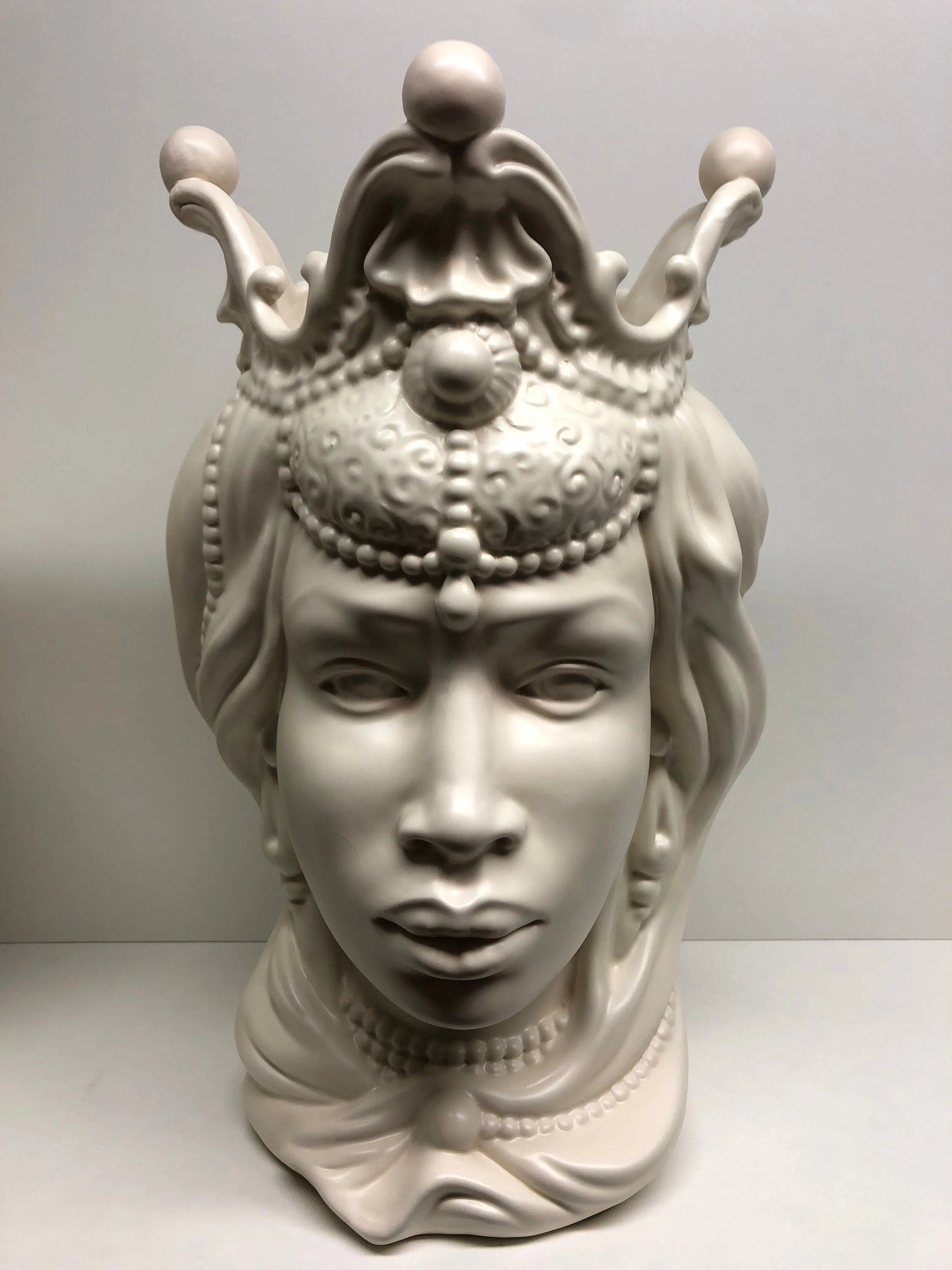 Teste di Moro Emiro Ceramica Caltagirone cm H.45 L.29 Artigianale Bianco Opaco DD CERAMICHE SICILIANE