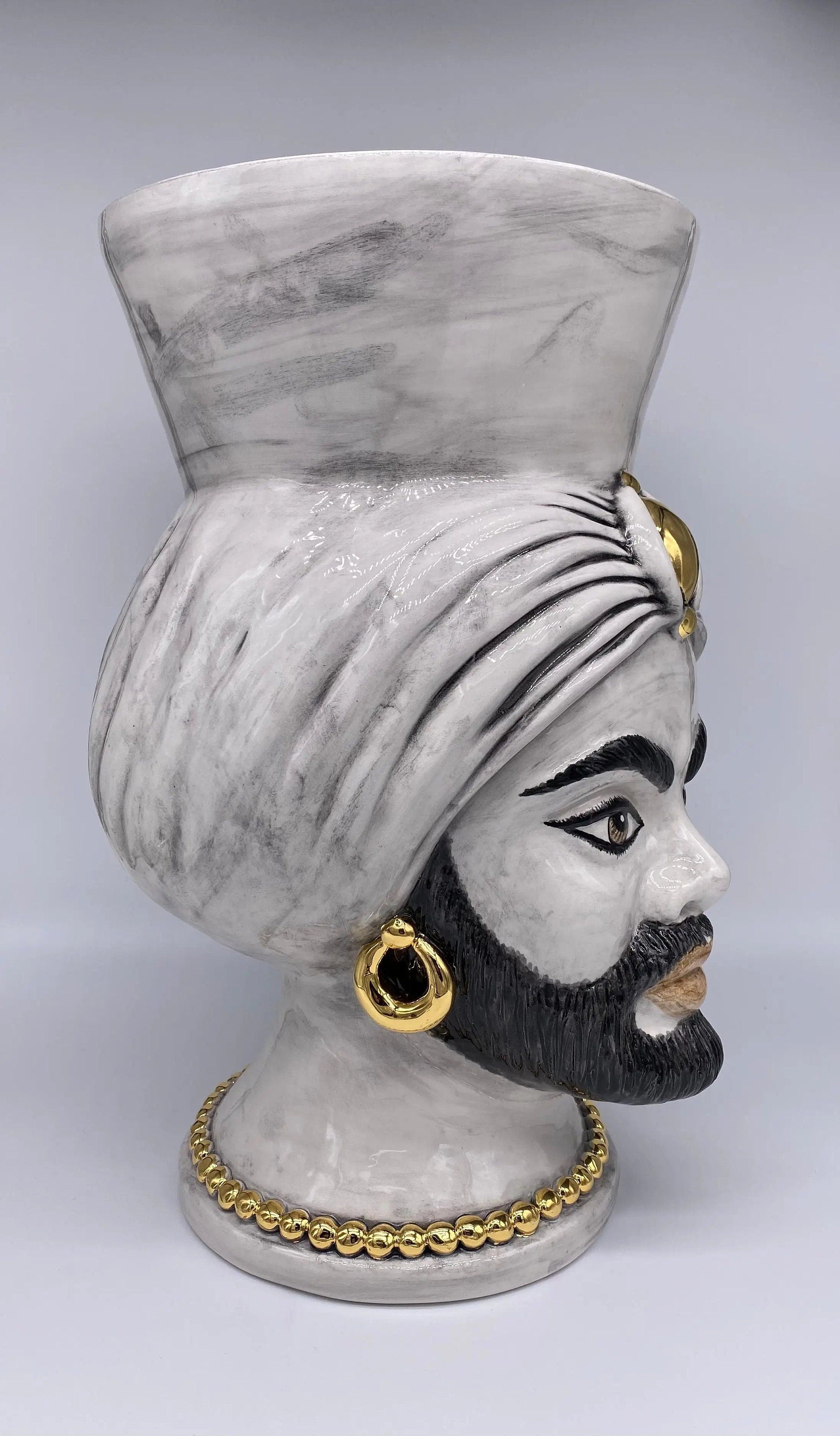 Teste di Moro Iris Ceramica Caltagirone cm H.40 L.23 Artigianale Ghiaccio Oro Zecchino DD CERAMICHE SICILIANE