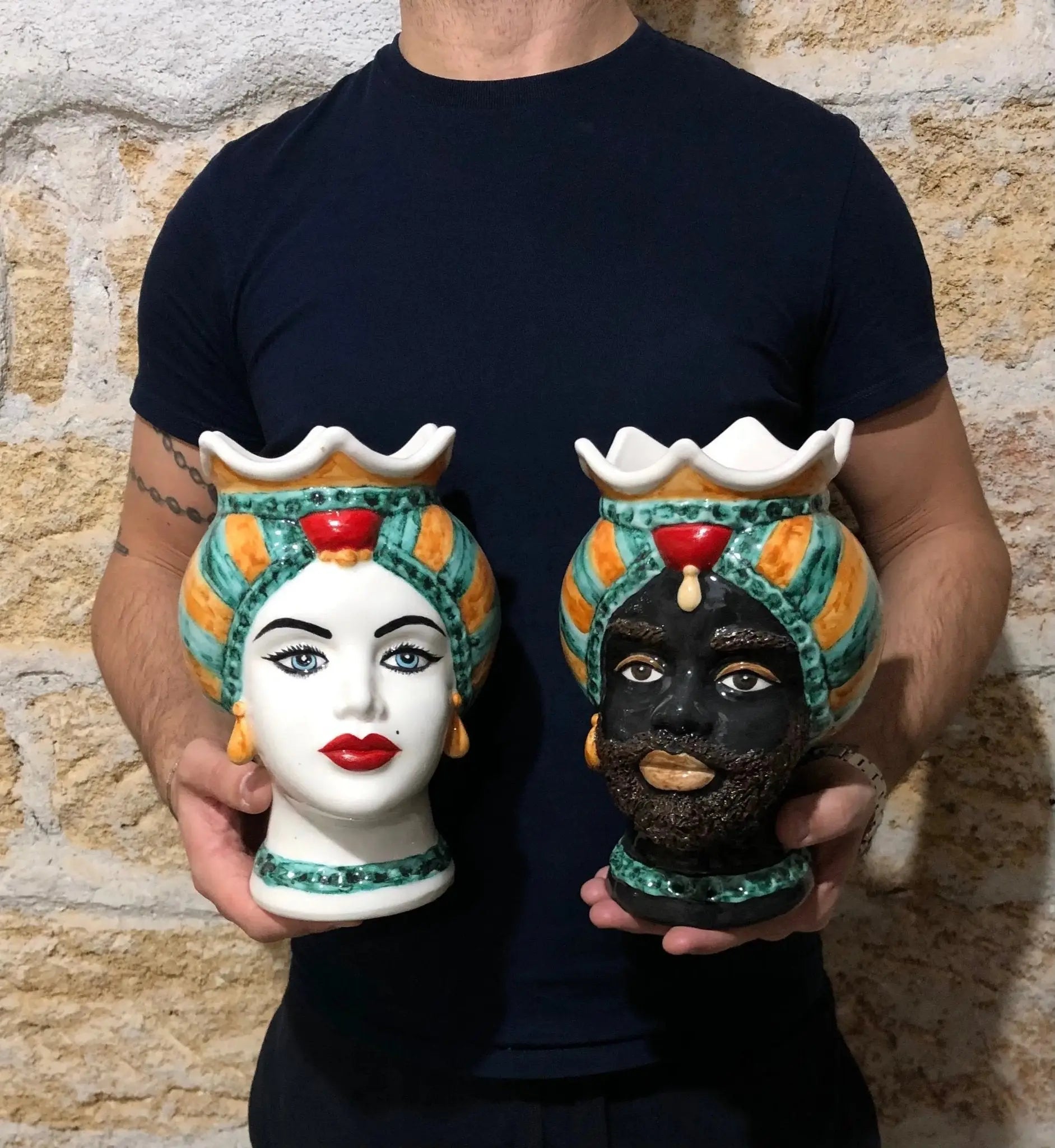 Teste di Moro Luis Ceramica Caltagirone cm H.22 L.15 Artigianale Turbante Liscio Verde Ocra Rosso - DD CERAMICHE SICILIANE