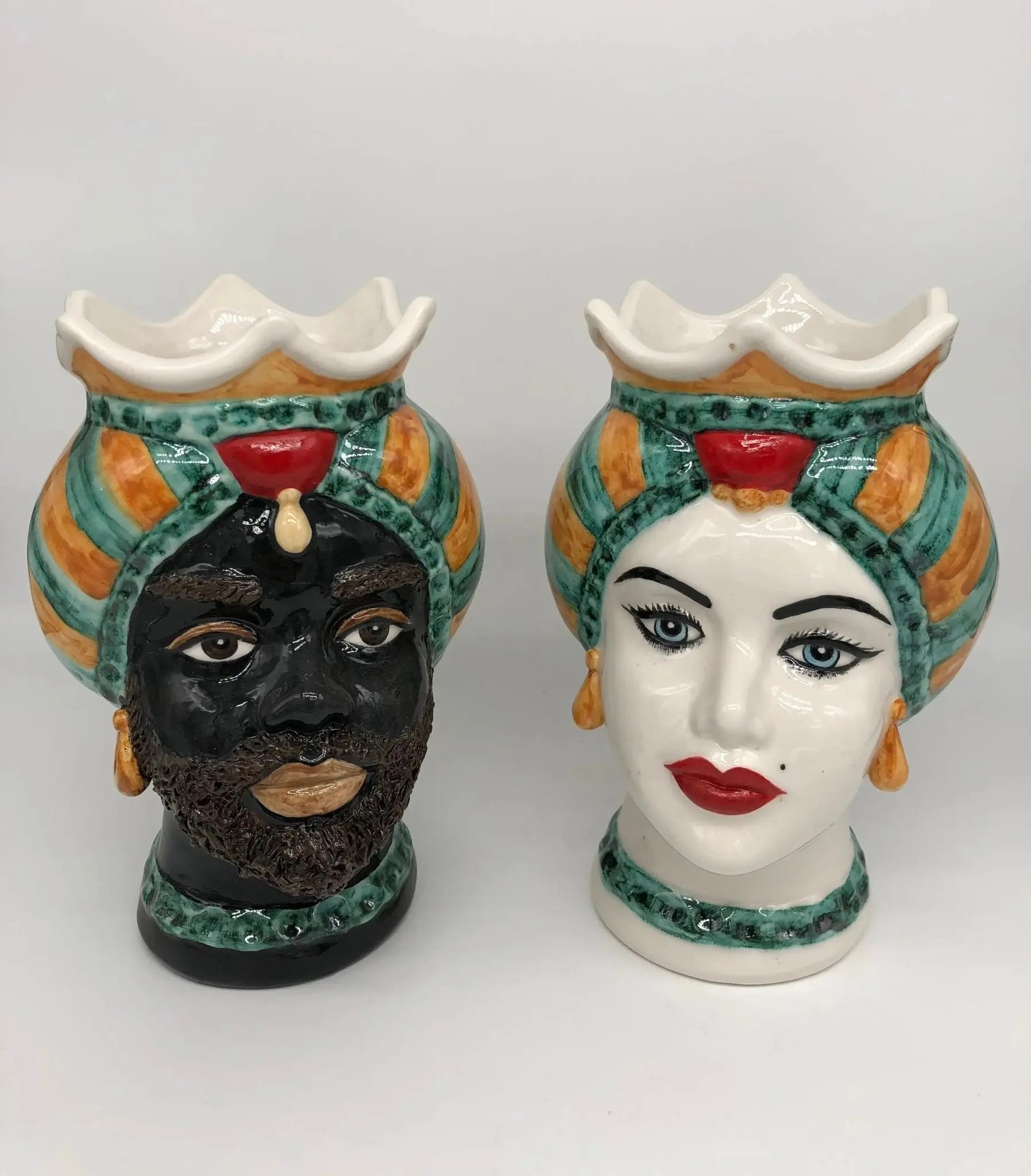Teste di Moro Luis Ceramica Caltagirone cm H.22 L.15 Artigianale Turbante Liscio Verde Ocra Rosso - DD CERAMICHE SICILIANE