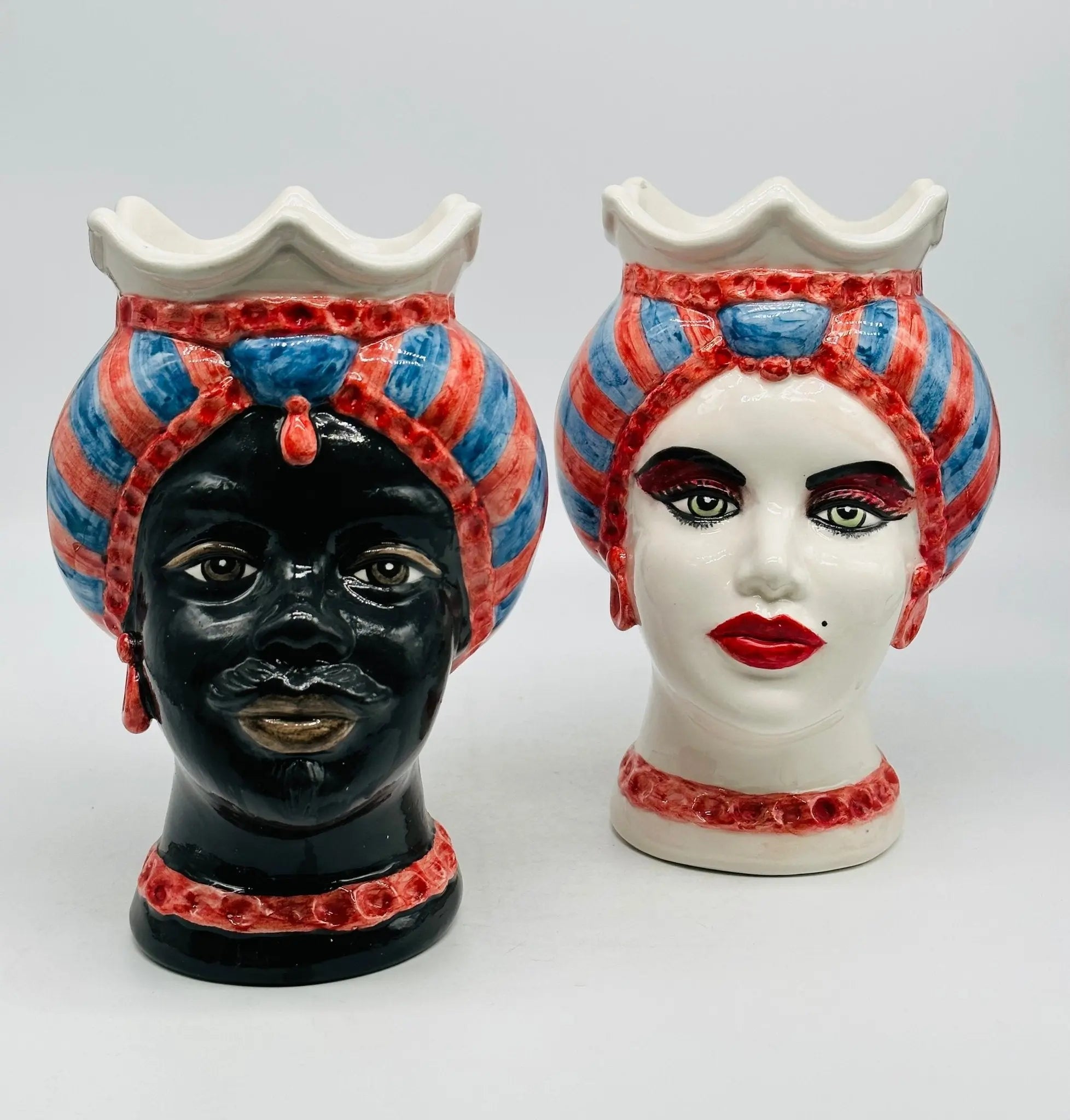 Teste di Moro Luis Ceramica Caltagirone cm H.22 L.15 Artigianale Turbante Striscie Rosso Blu - TESTA DI MORO