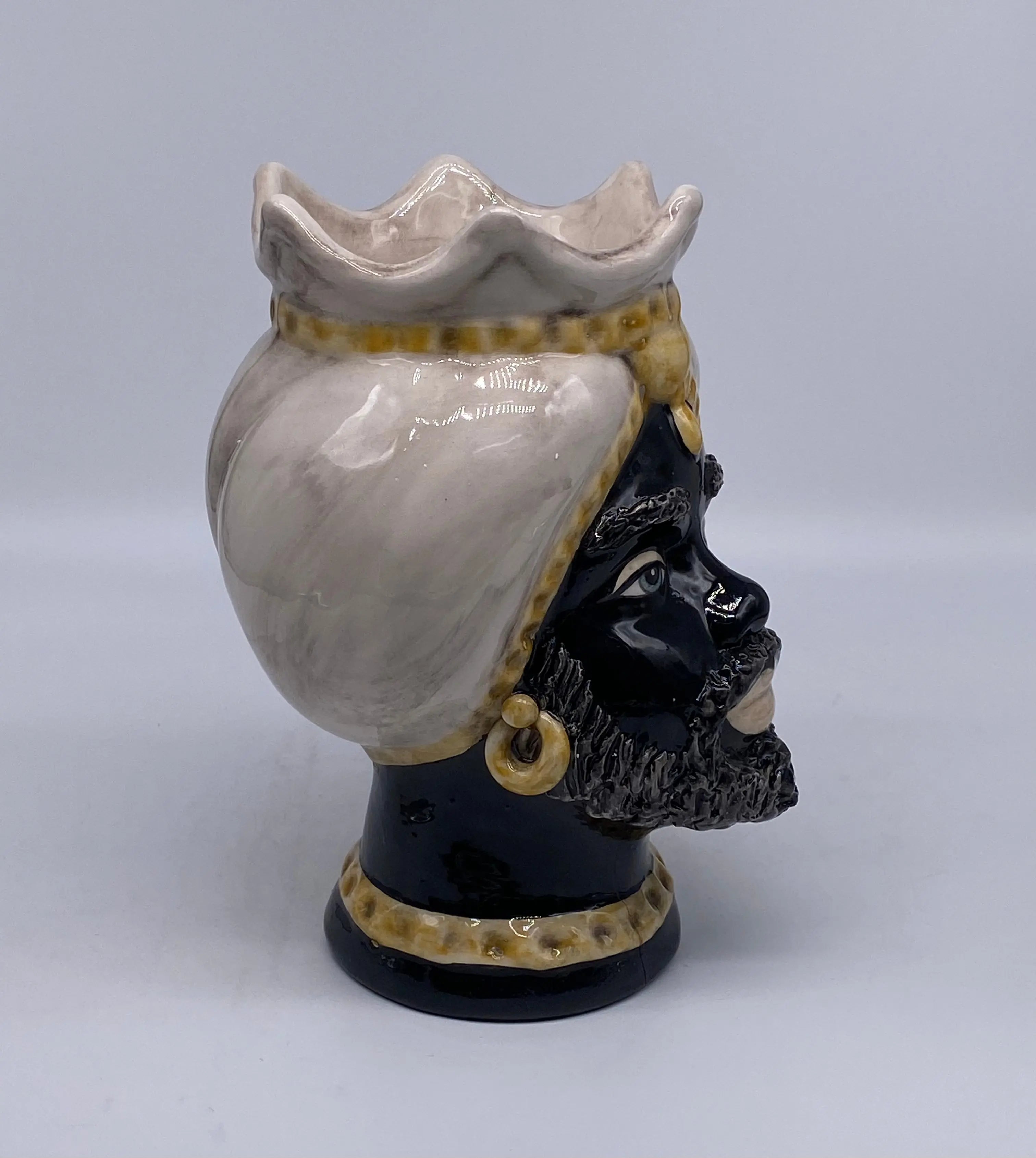 Teste di Moro Luis Ceramica Caltagirone cm H.22 L.15 Artigianale Turbante Liscio Écru Giallo DD CERAMICHE SICILIANE