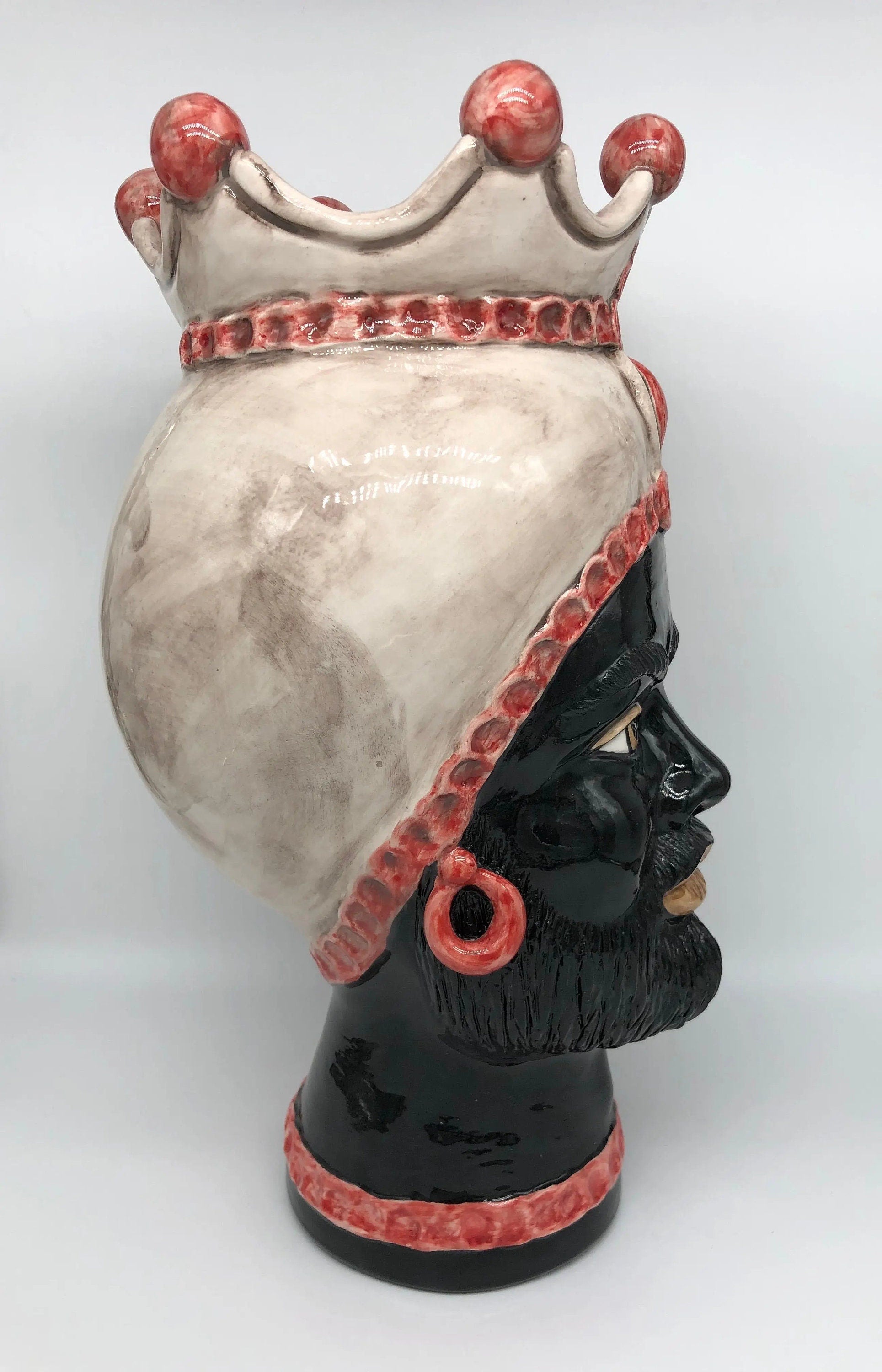 Teste di Moro Luis Ceramica Caltagirone cm H.44 L.23 Artigianale Turbante Liscio Écru Rosso DD CERAMICHE SICILIANE