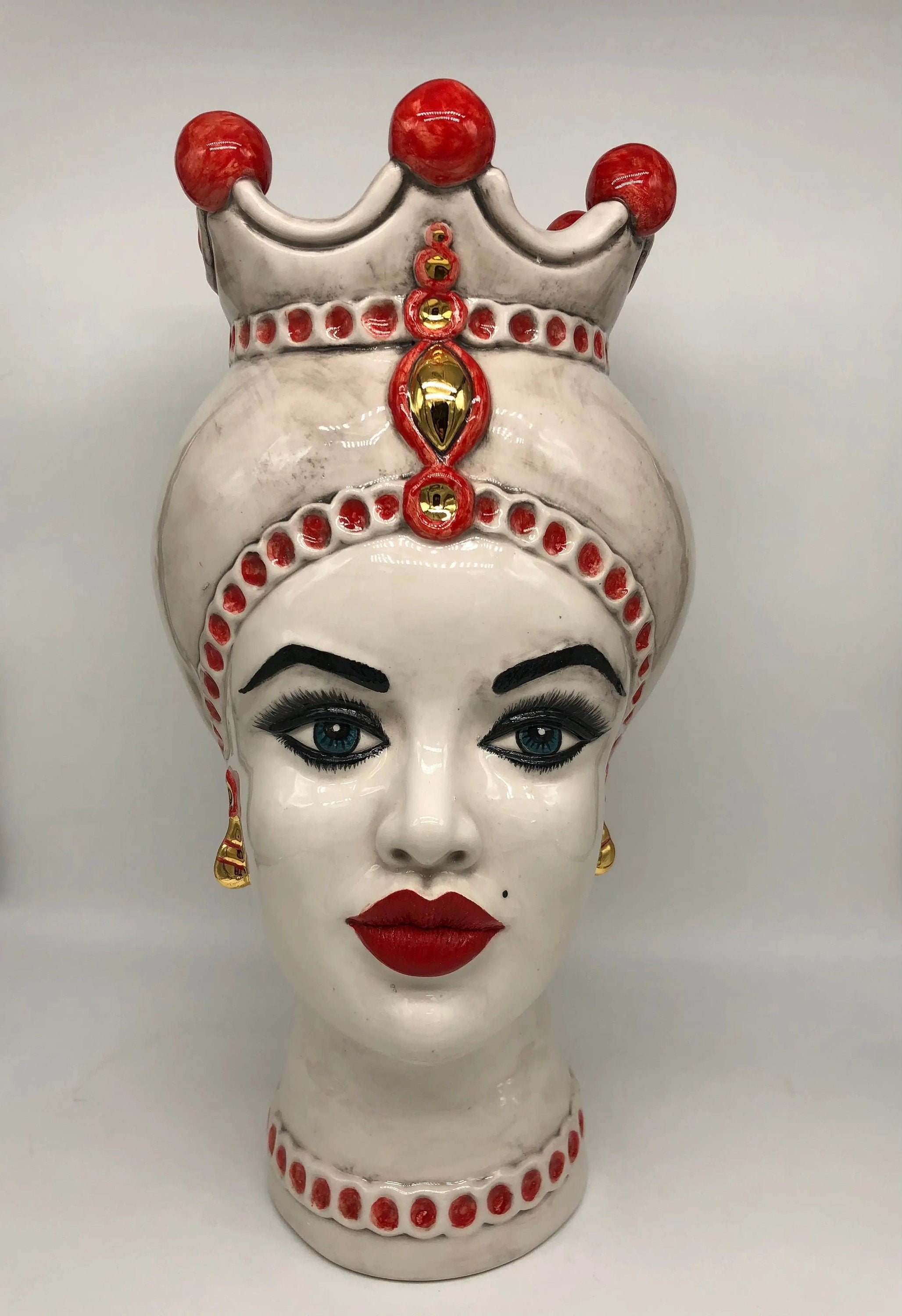 Teste di Moro Luis Ceramica Caltagirone cm H.44 L.23 Artigianale Turbante Liscio Écru Rosso Oro DD CERAMICHE SICILIANE