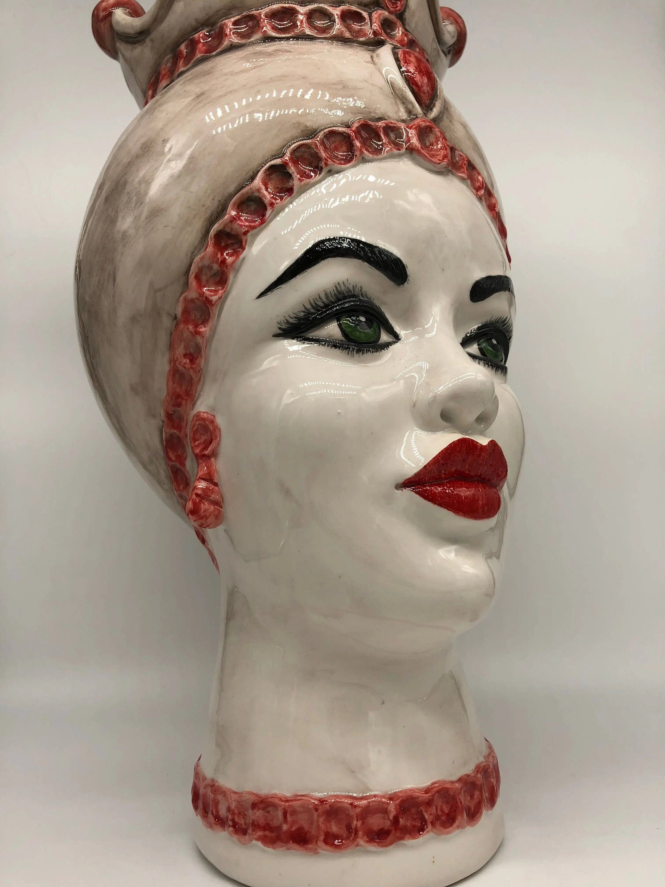 Teste di Moro Luis Ceramica Caltagirone cm H.44 L.23 Artigianale Turbante Liscio Écru Rosso DD CERAMICHE SICILIANE