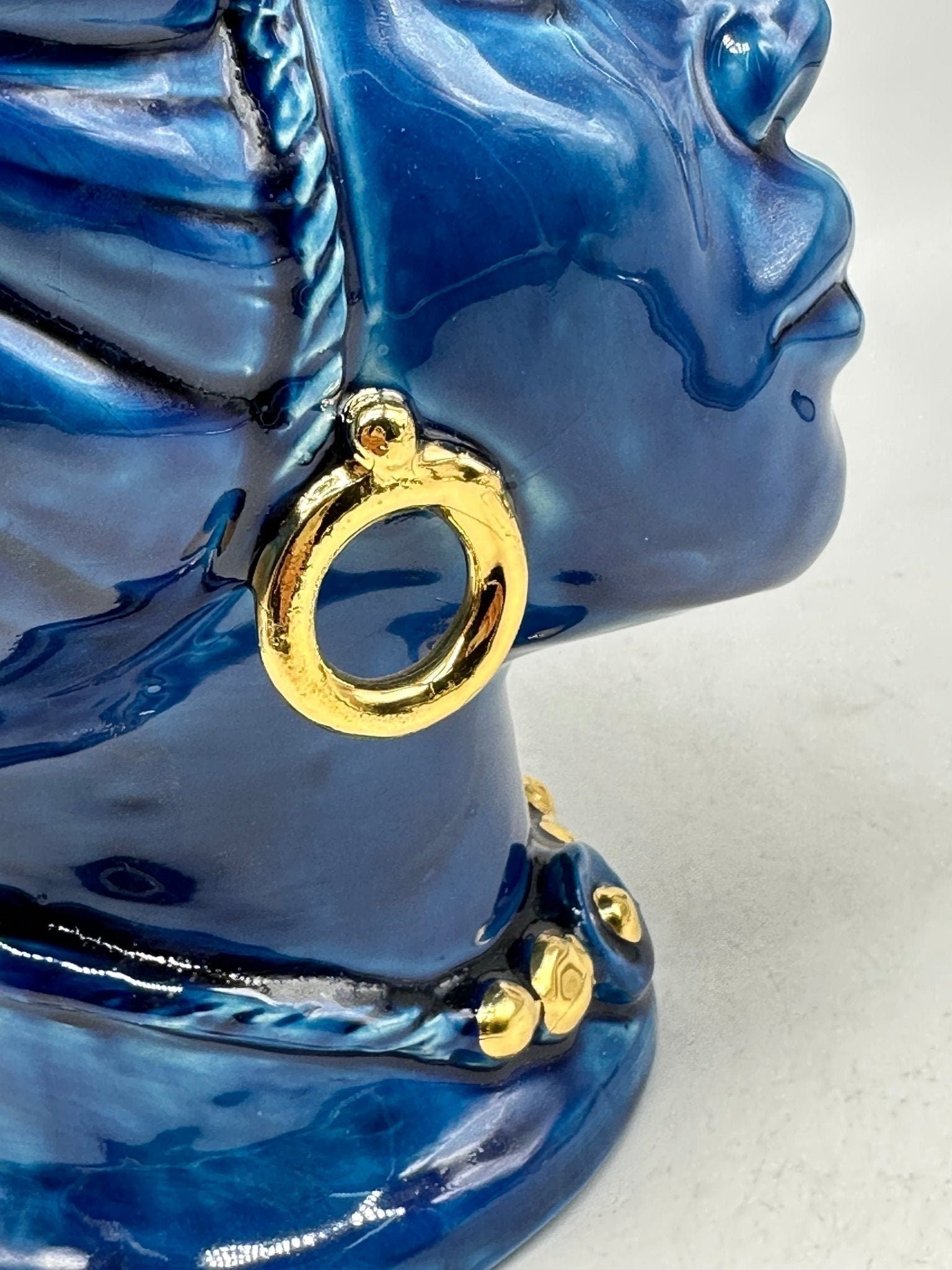 Teste di Moro Mediterraneo Ceramica Caltagirone cm H.29 L.22 Artigianale Blu Oro - DD CERAMICHE SICILIANE