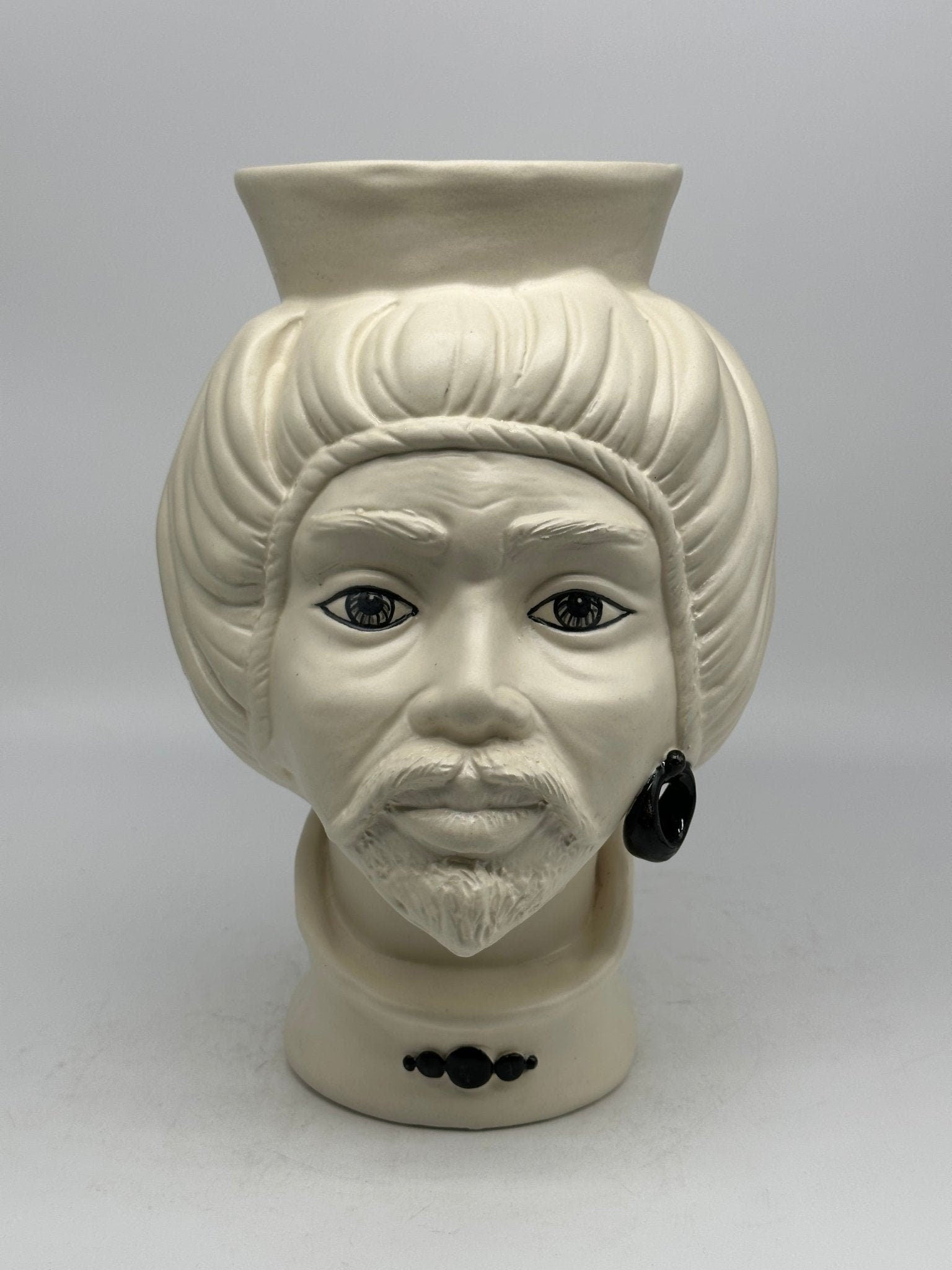 Teste di Moro Mediterraneo Ceramica Caltagirone cm H.29 L.22 Artigianale Bianco Opaco - DD CERAMICHE SICILIANE