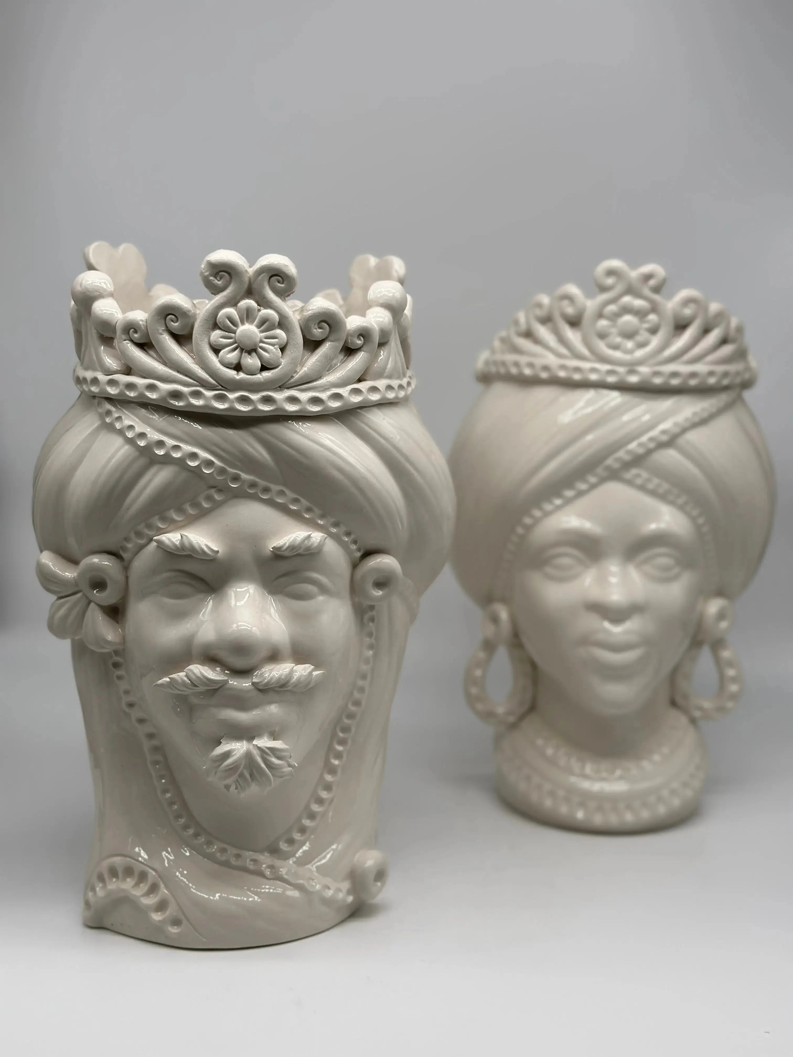 Teste di Moro Moresca Ceramica Caltagirone cm H.28 L.19 Artigianale Monocolore Bianco - TESTA DI MORO