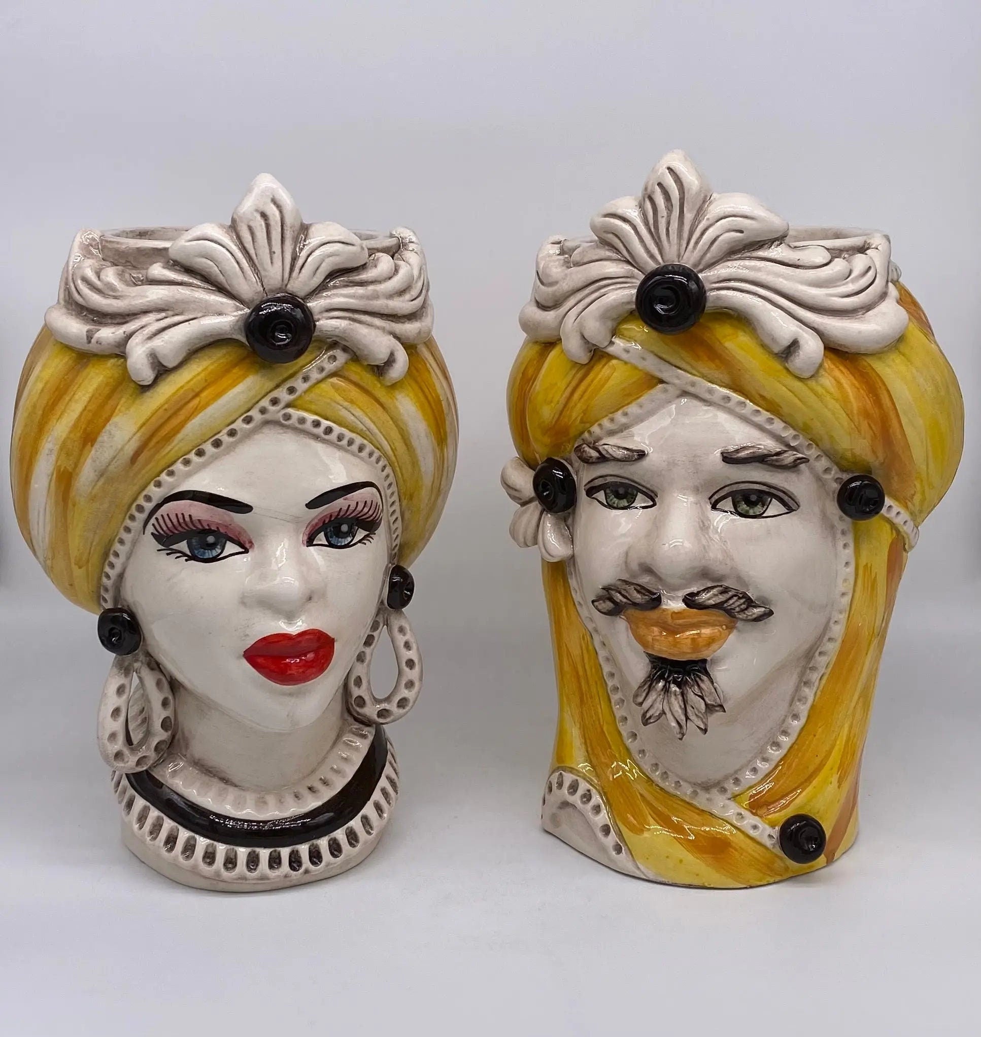 Teste di Moro Moresca Ceramica Caltagirone cm H.28 L.19 Artigianale Turbante Ocra DD CERAMICHE SICILIANE