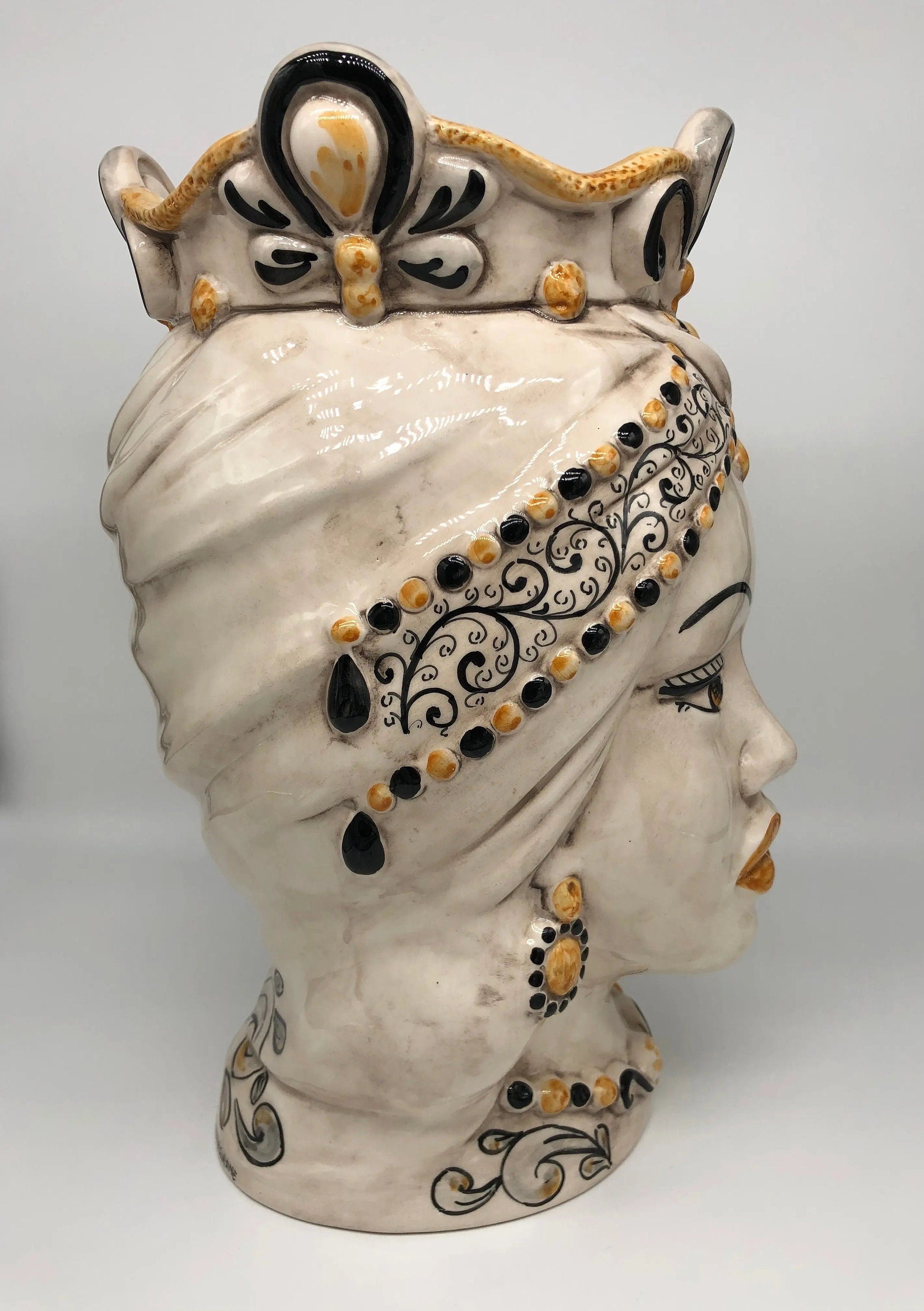 Teste di Moro Saturno Ceramica Caltagirone cm H.37 L.22 Artigianale Barocco Ocra Nero DD CERAMICHE SICILIANE
