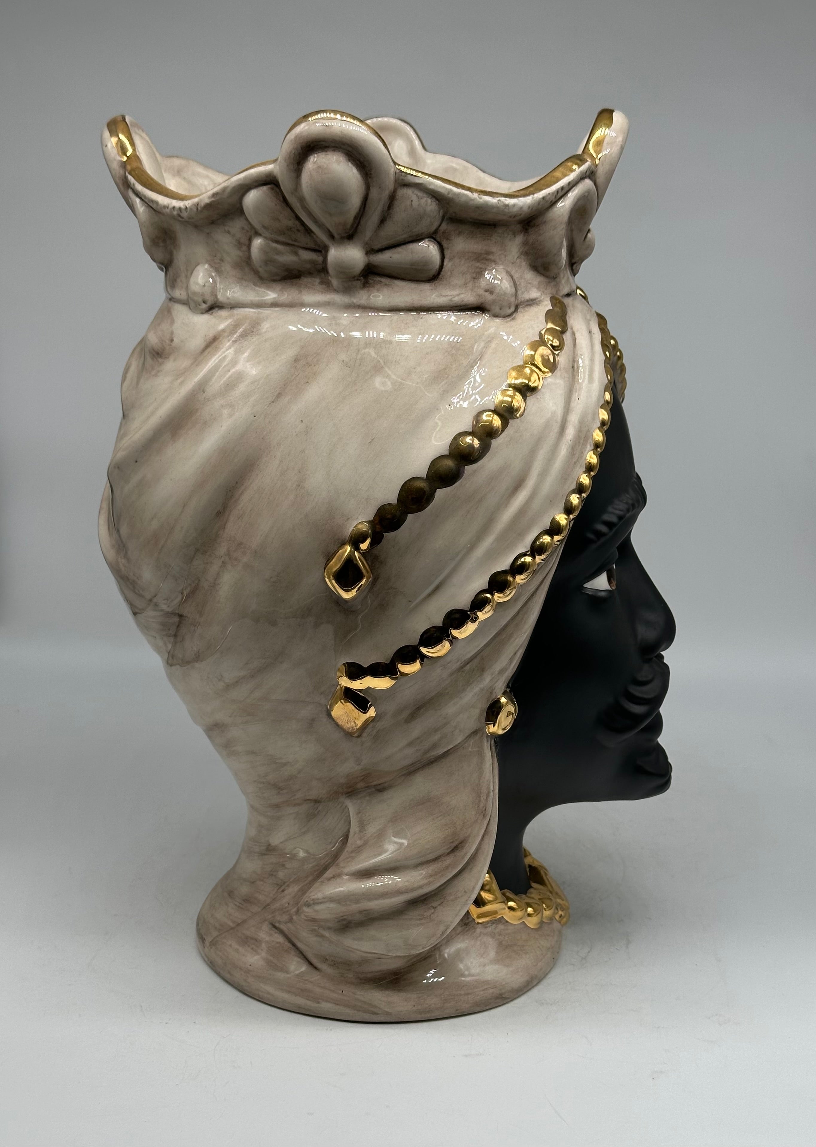 Teste di Moro Saturno Ceramica Caltagirone cm H.37 L.22 Artigianale Beige Oro - TESTE DI MORO