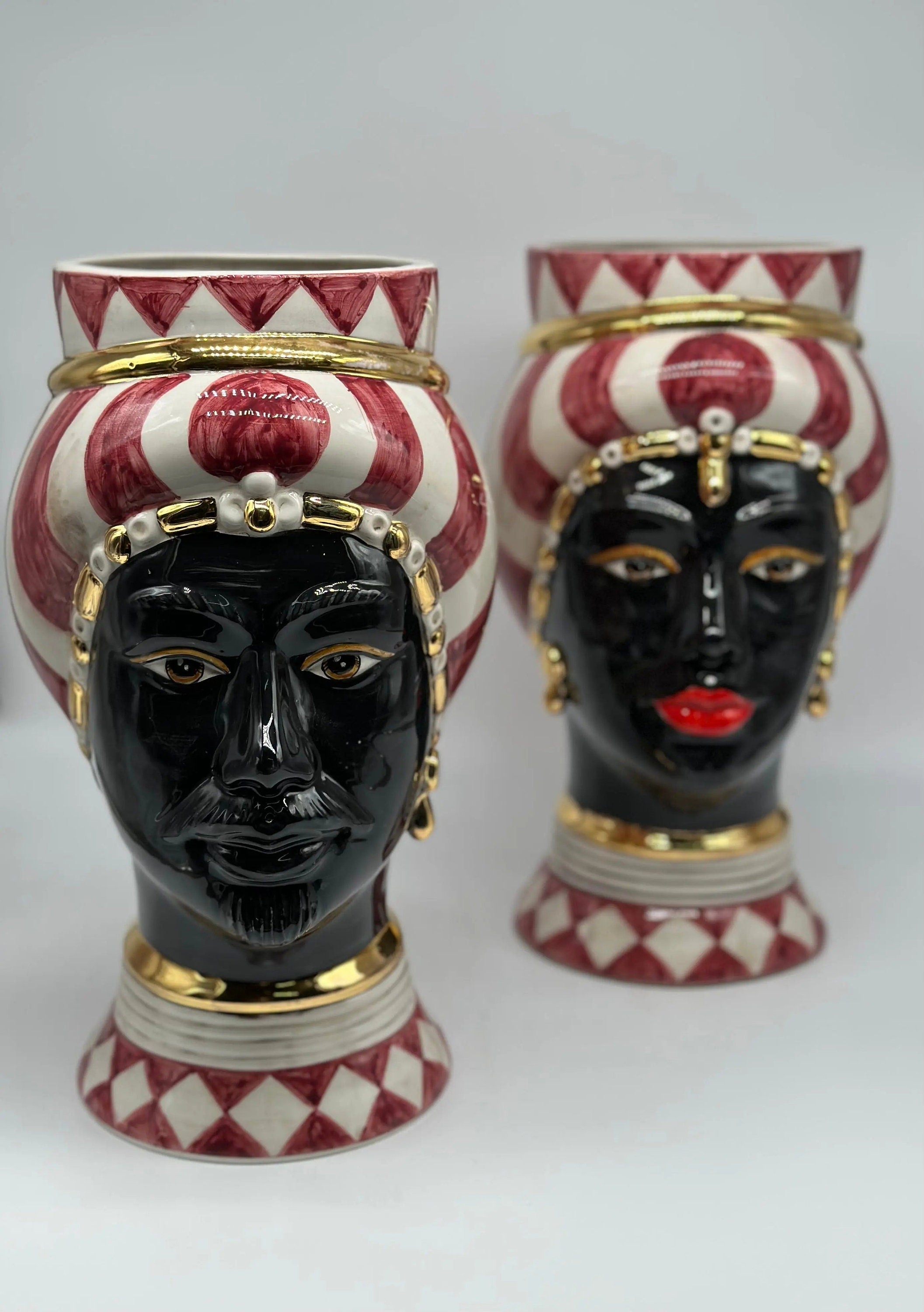 Teste di Moro Token Ceramica Caltagirone cm H.31 L.18 Artigianale Bianco Bordeaux Oro DD CERAMICHE SICILIANE