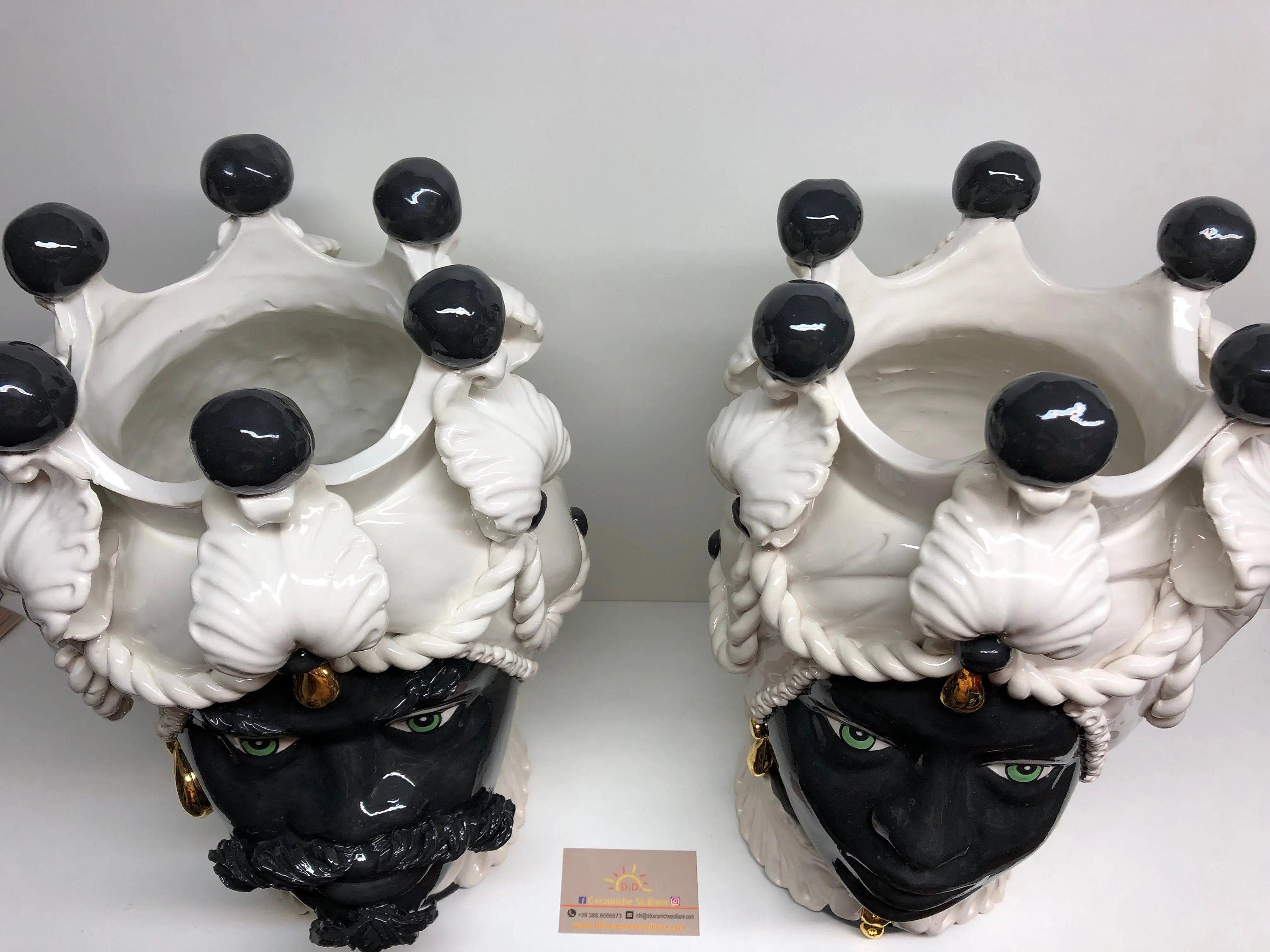 Teste di Moro Zefiro Ceramica Caltagirone cm H.43 L.26 Artigianale Bianco Nero Oro DD CERAMICHE SICILIANE