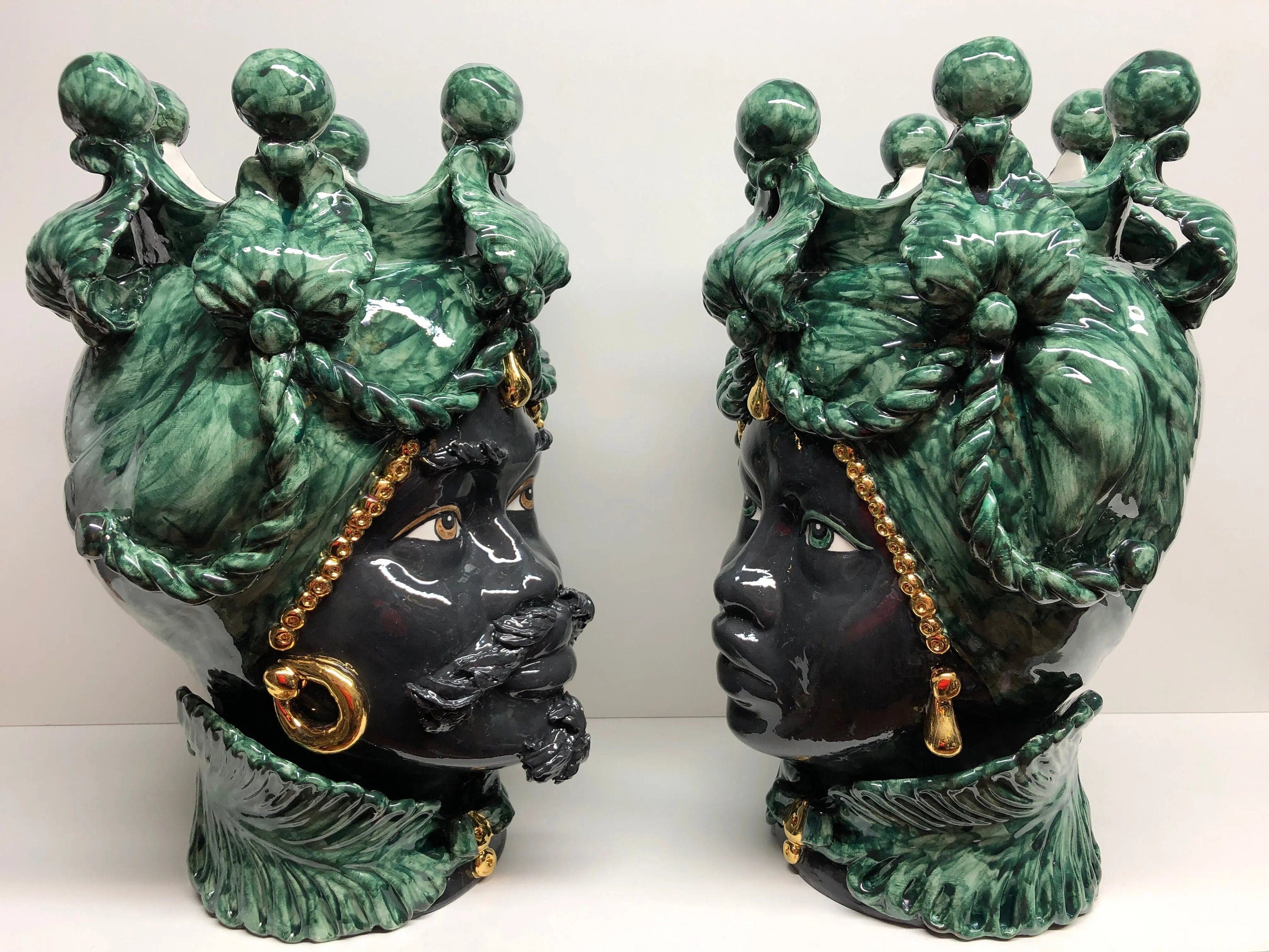 Teste di Moro Zefiro Ceramica Caltagirone cm H.43 L.26 Artigianale Verde Nero Oro DD CERAMICHE SICILIANE