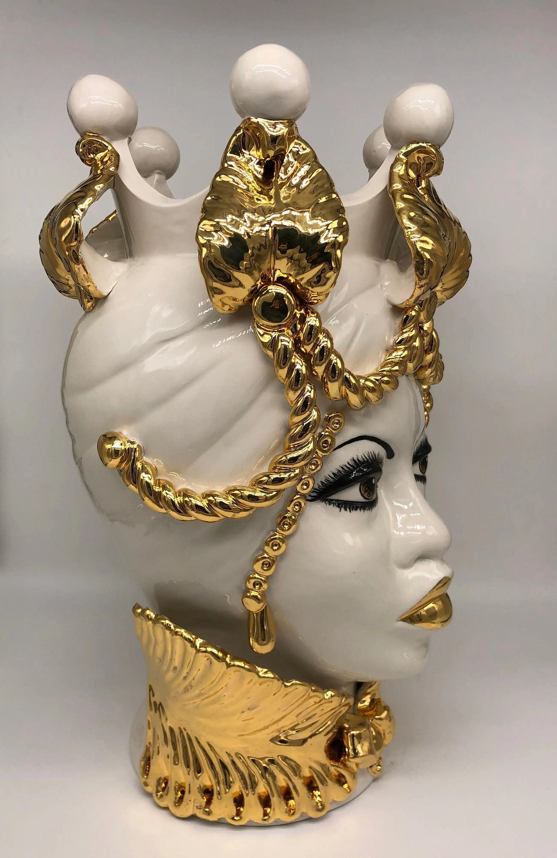 Teste di Moro Zefiro Ceramica Caltagirone cm H.43 L.26 Artigianale Bianco Oro Viso Chiaro DD CERAMICHE SICILIANE