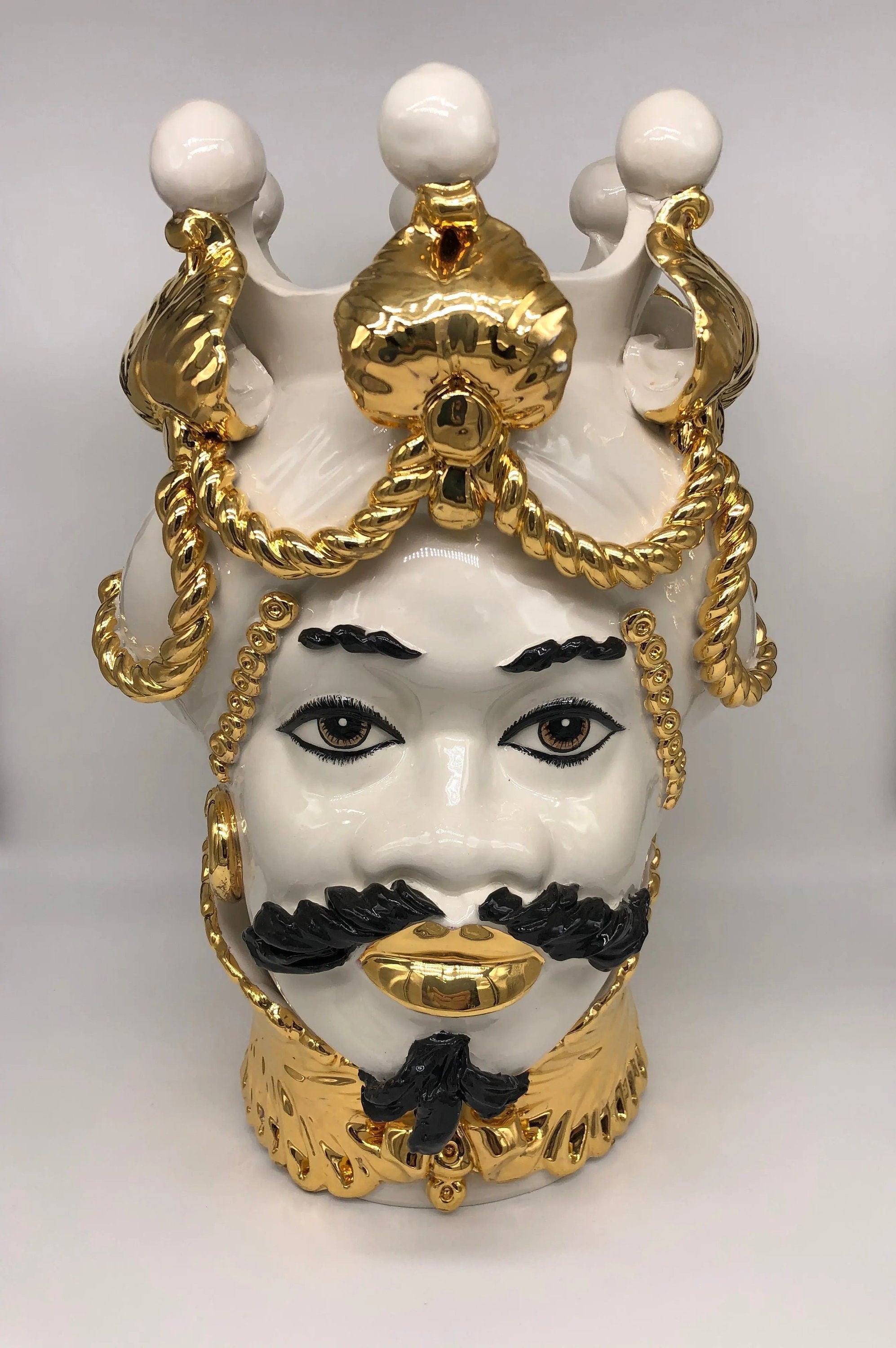 Teste di Moro Zefiro Ceramica Caltagirone cm H.43 L.26 Artigianale Bianco Oro Viso Chiaro DD CERAMICHE SICILIANE