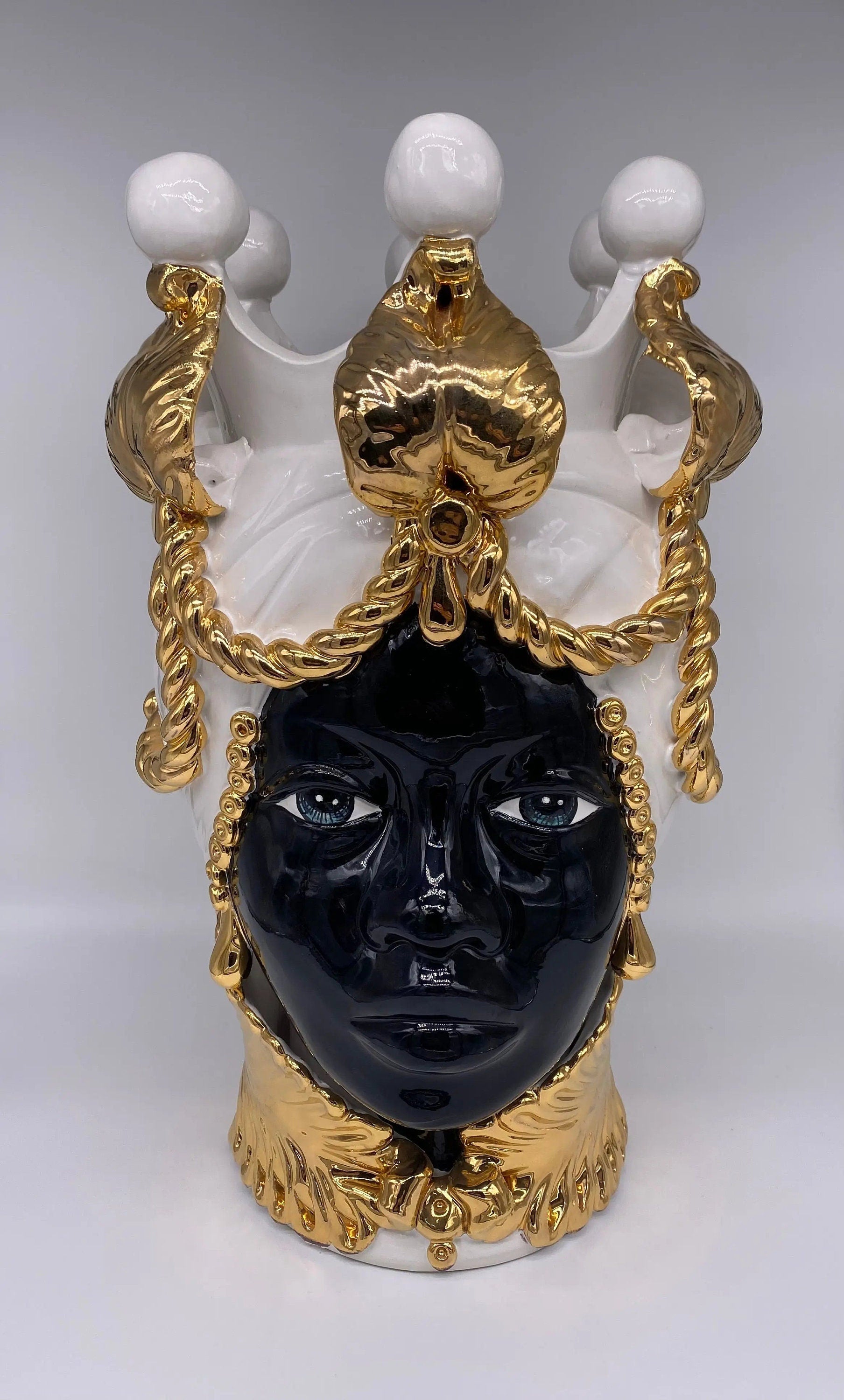 Teste di Moro Zefiro Ceramica Caltagirone cm H.43 L.26 Artigianale Bianco Oro Viso Scuro DD CERAMICHE SICILIANE