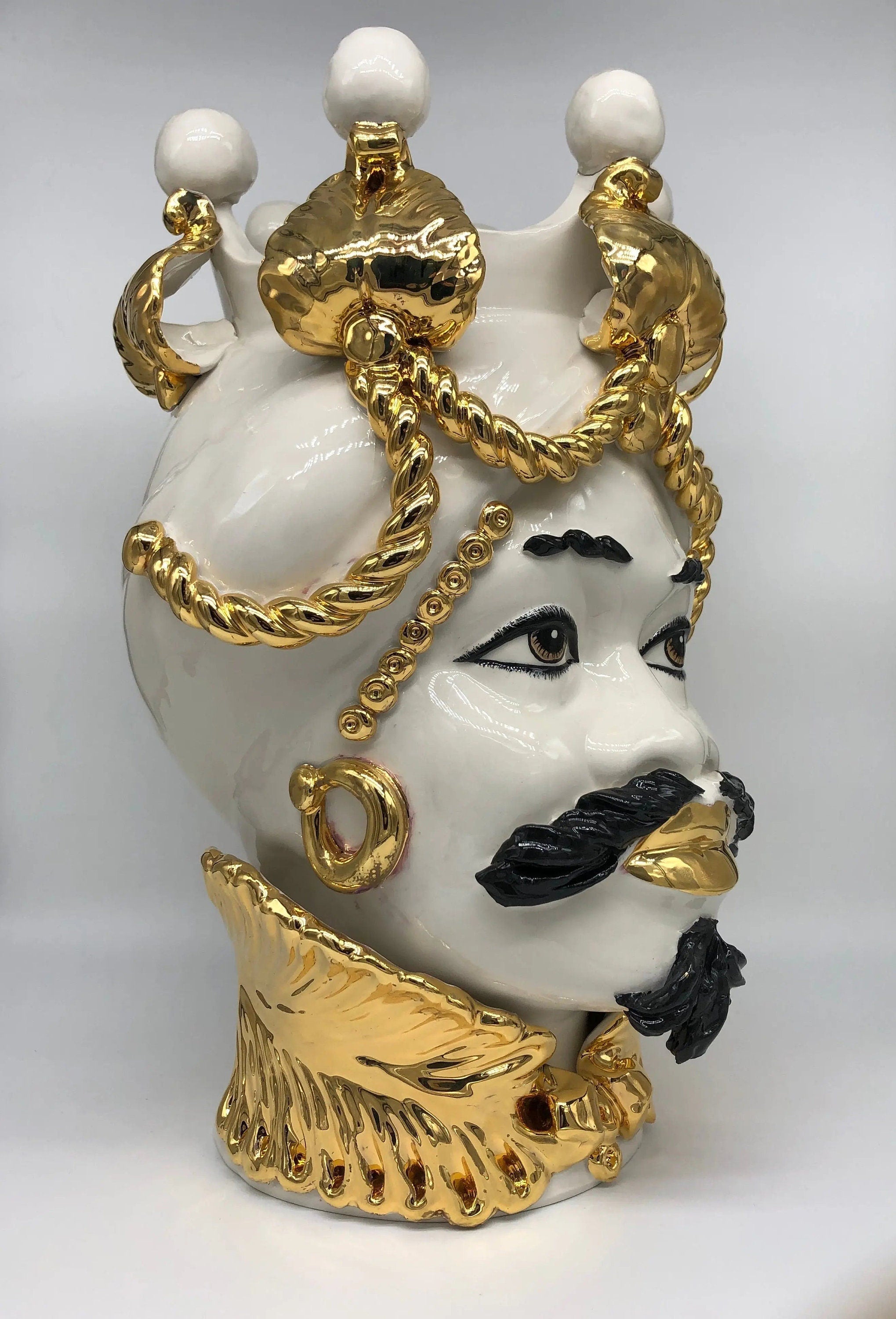 Teste di Moro Zefiro Ceramica Caltagirone cm H.43 L.26 Artigianale Bianco Oro Viso Chiaro DD CERAMICHE SICILIANE