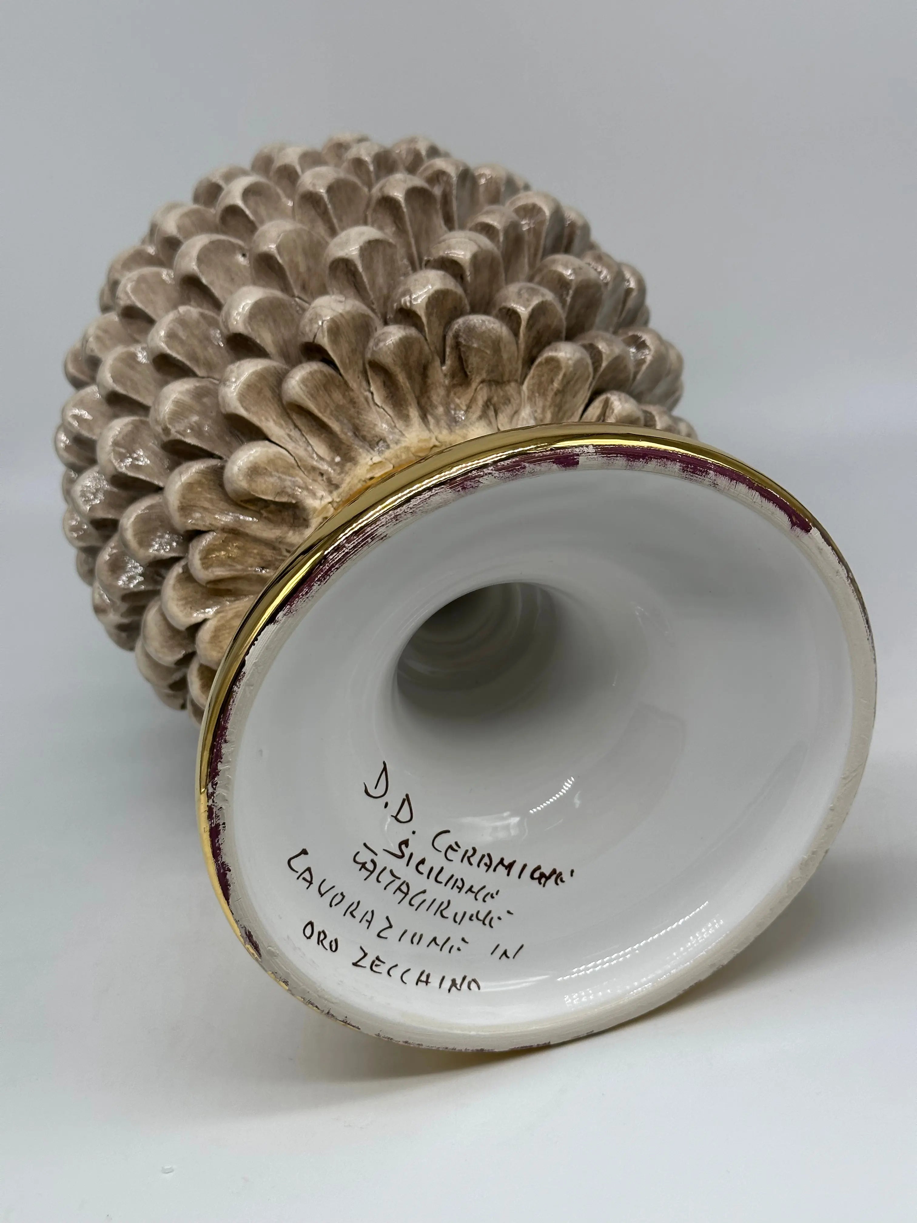 Pigna Aurum Ceramica Caltagirone cm H.35 Artigianale Beige Ecru DD CERAMICHE SICILIANE