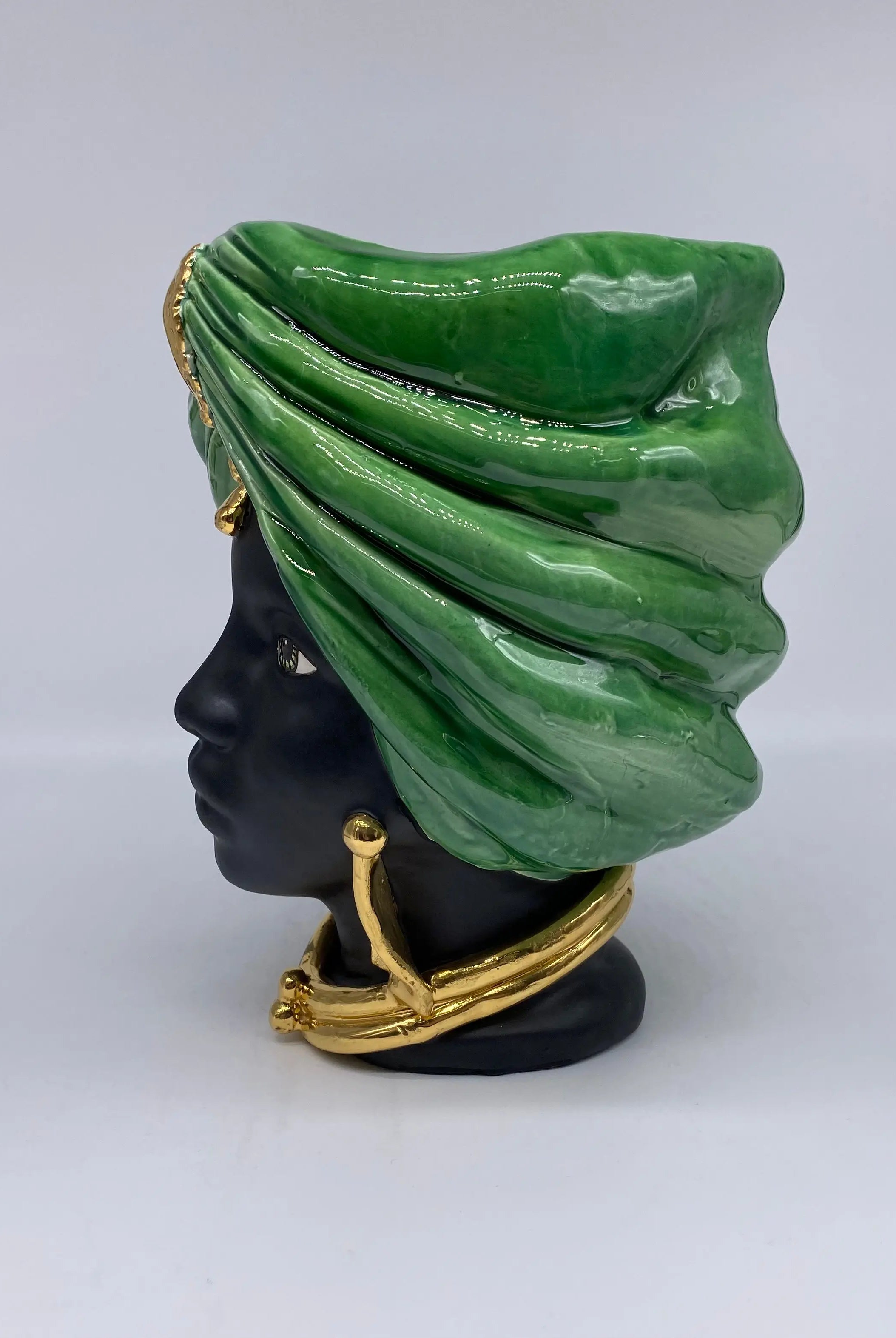 Teste di Moro Atena Ceramica Caltagirone cm H.24 L.18 Artigianale Verde Cristallo Opaco Oro DD CERAMICHE SICILIANE