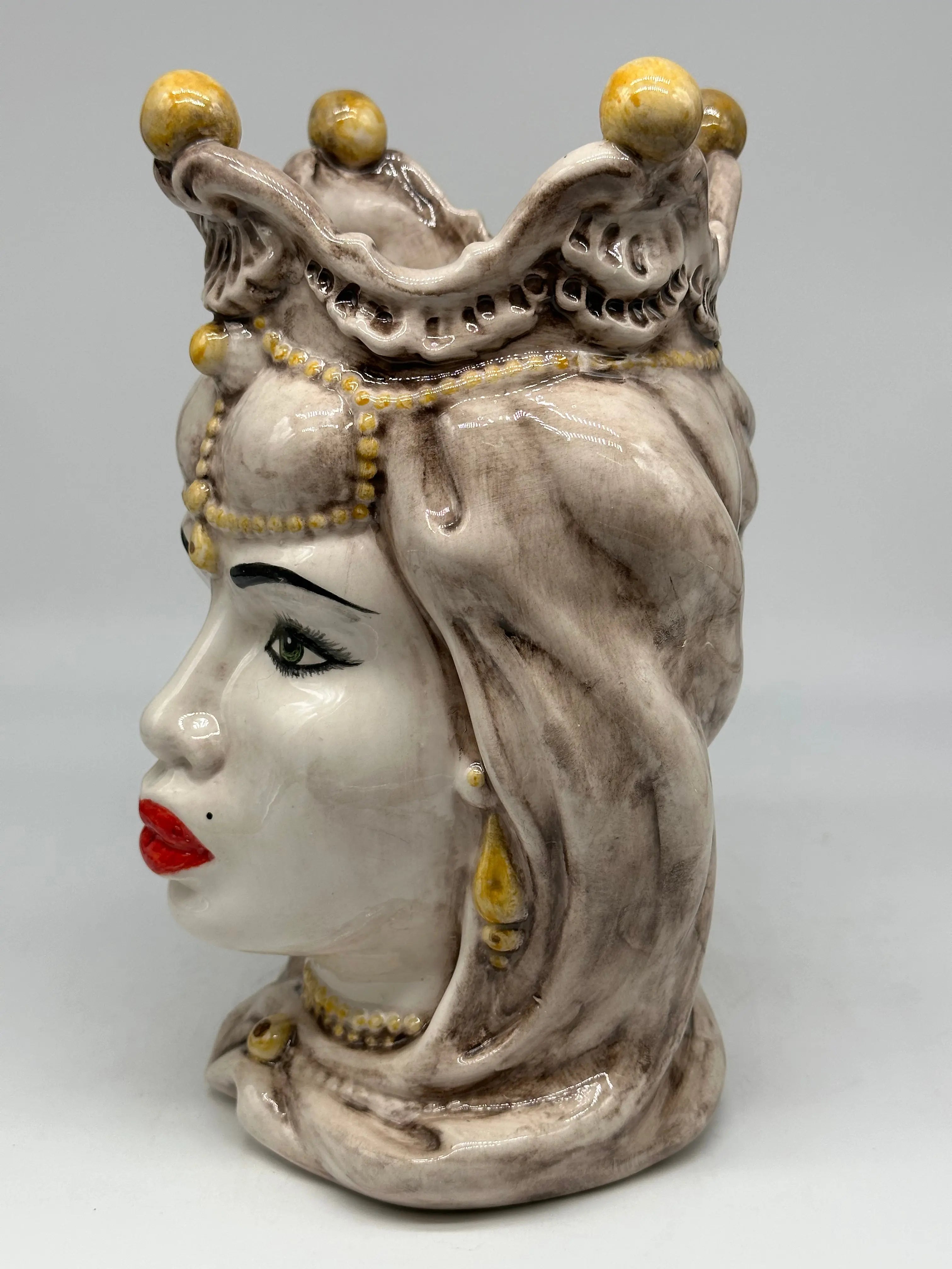 Teste di Moro Emiro Ceramica Caltagirone cm H.30 L.18 Artigianale Écru Sfere Giallo DD CERAMICHE SICILIANE