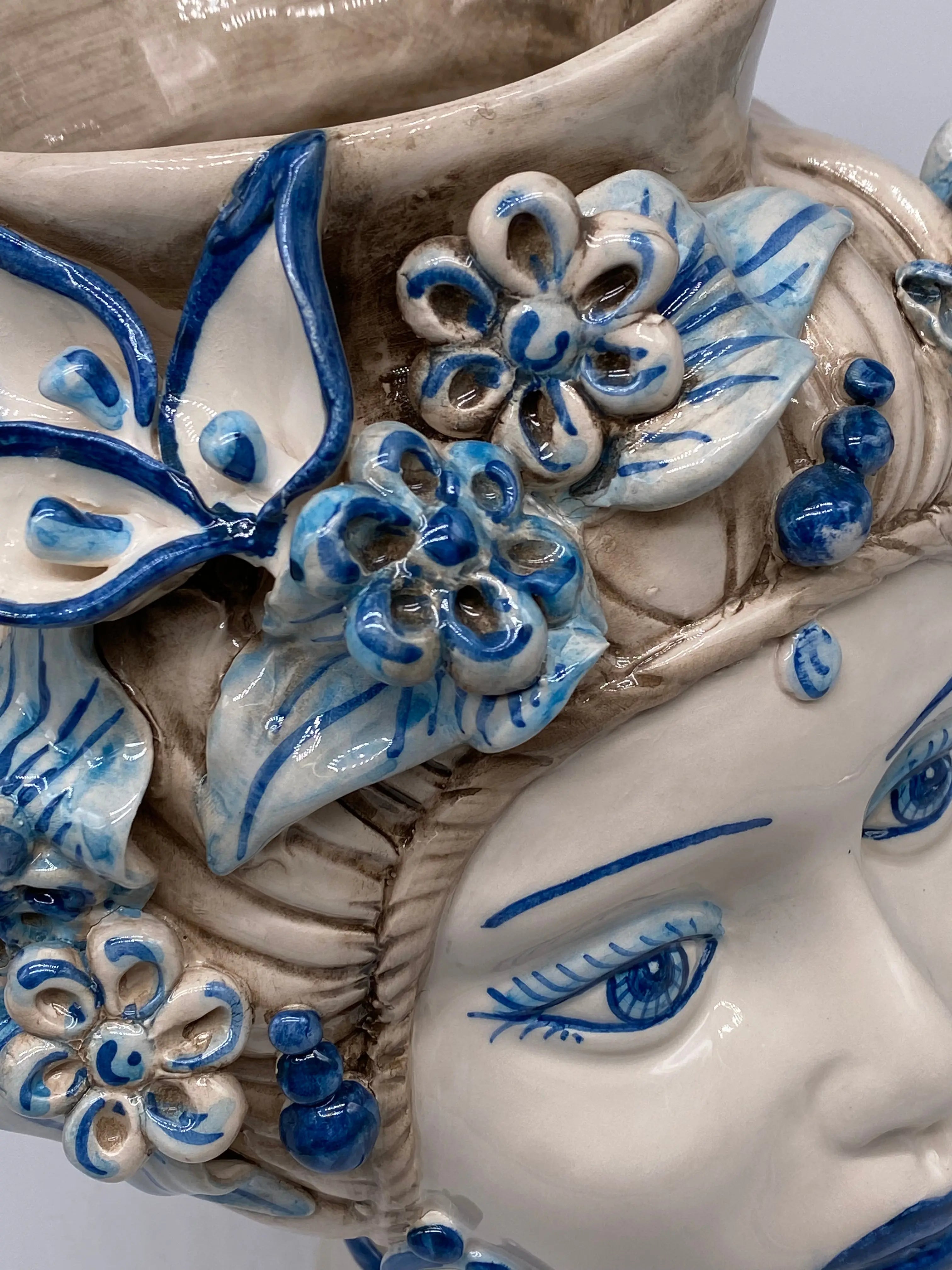 Teste di Moro Mediterraneo Ceramica Caltagirone cm H.29 L.22 Artigianale Bicolore Blu DD CERAMICHE SICILIANE
