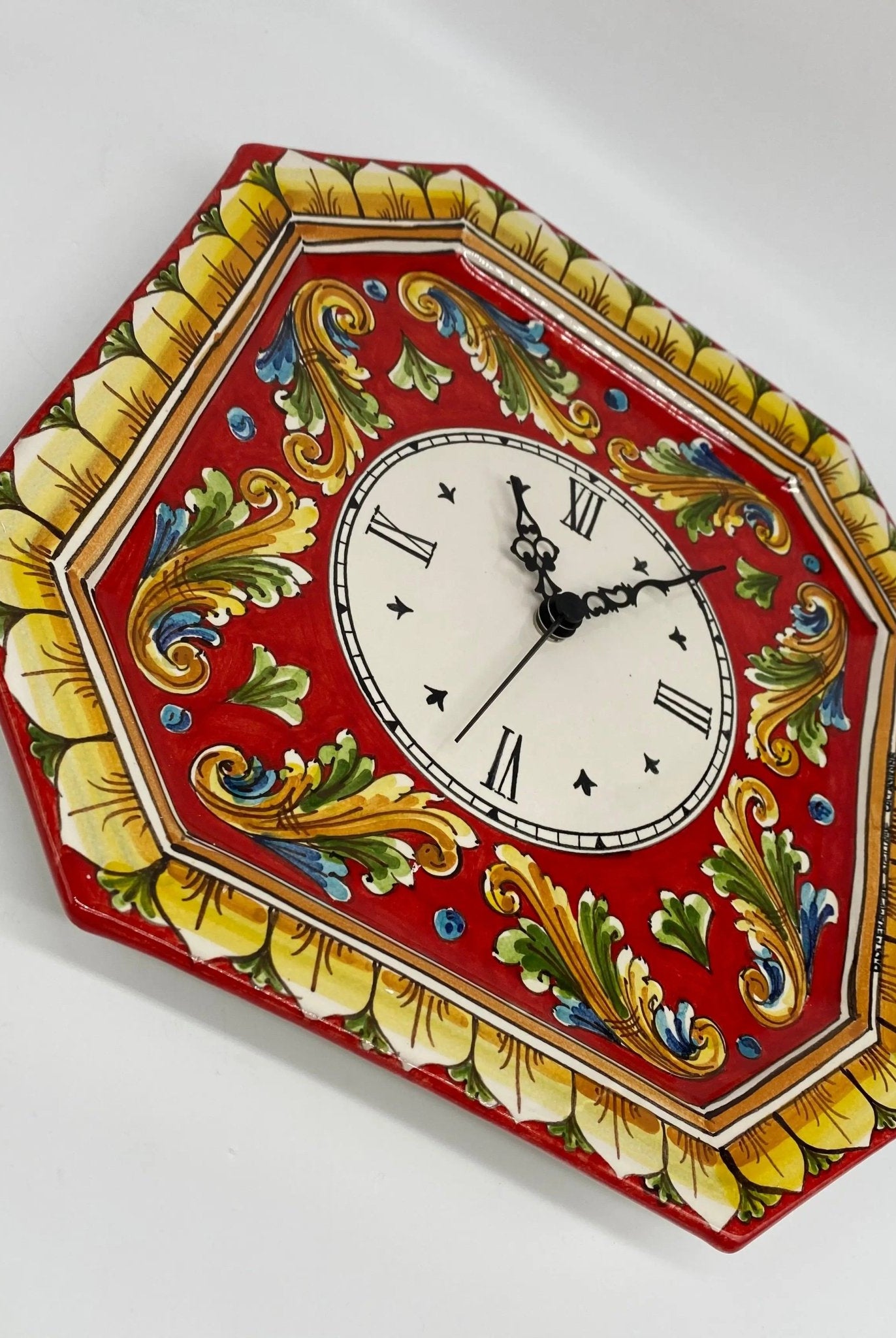Orologio da Parete Ceramica Caltagirone Ottagonale dipinto a mano cm 32 Decoro n.1 - DD CERAMICHE SICILIANE