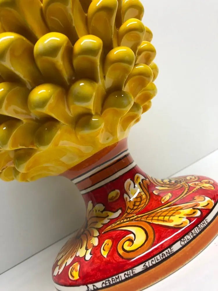 Pigna Ceramica Caltagirone cm H.35 Artigianale Giallo Base Decorata - DD CERAMICHE SICILIANE