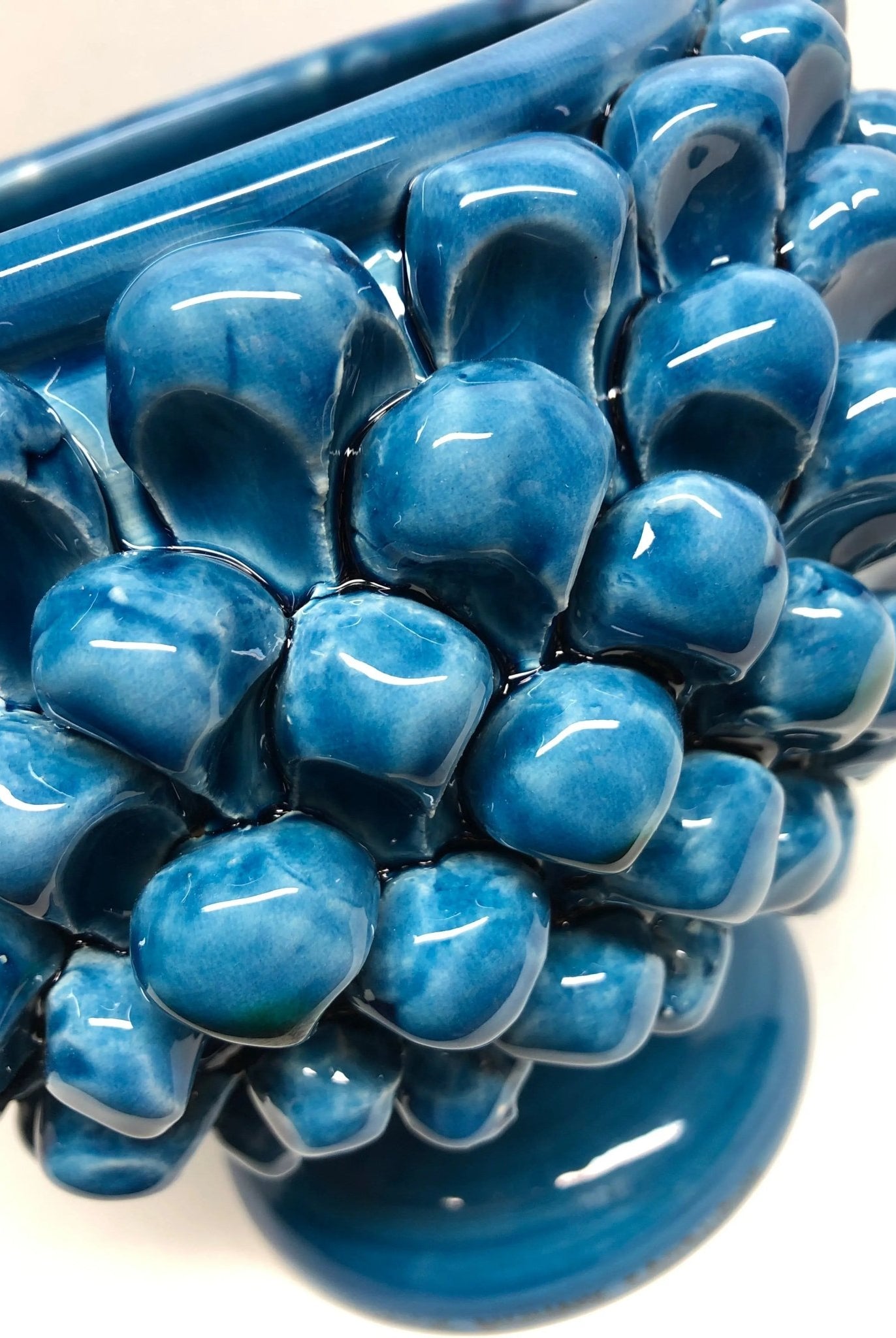 Portavaso Mezza Pigna Ceramica Caltagirone cm H.20 L.20 Artigianale Blu Cristallo DD CERAMICHE SICILIANE