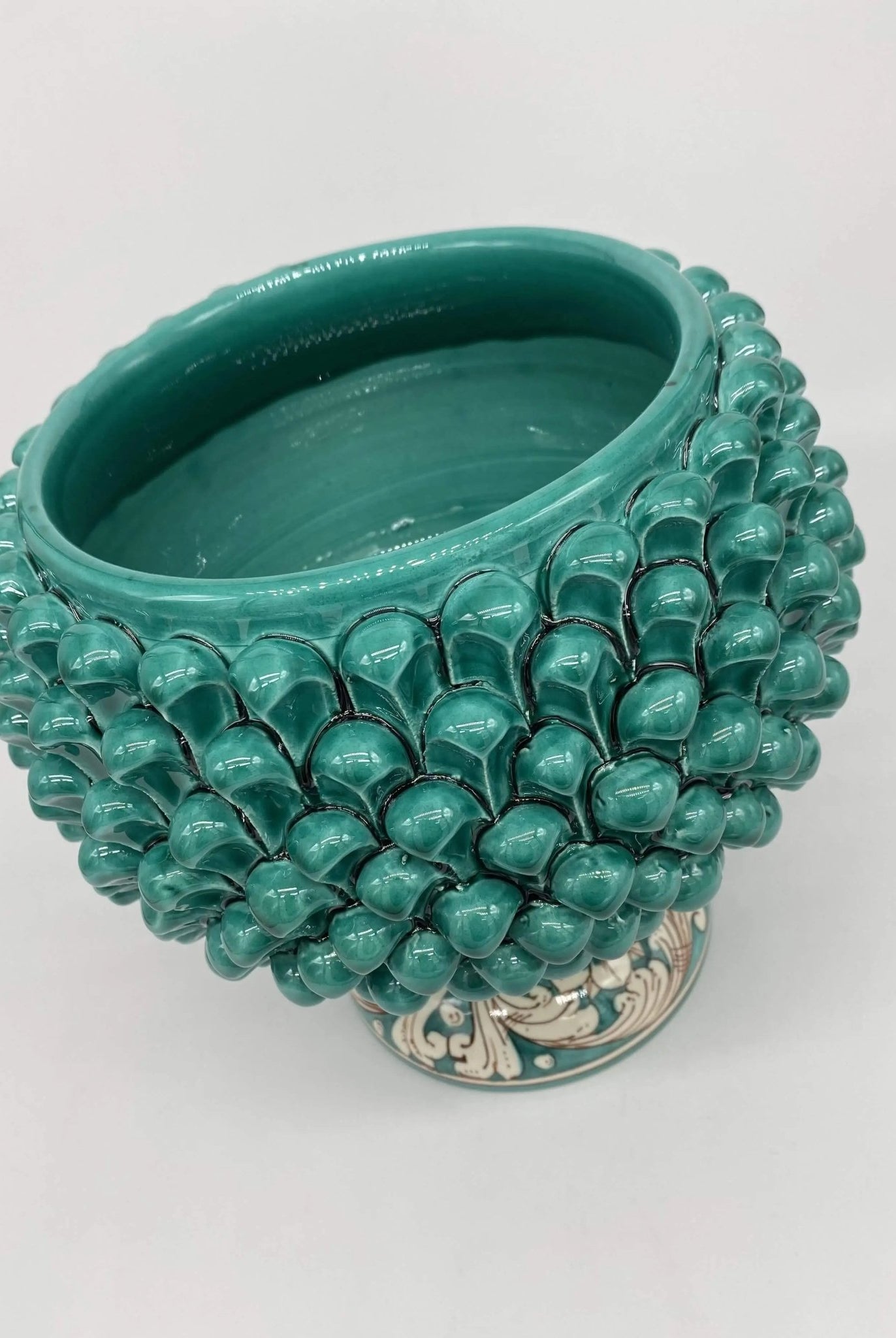 Portavaso Mezza Pigna Ceramica Caltagirone cm H.20 L.20 Artigianale Verde Cristallo Base Decorata - DD CERAMICHE SICILIANE