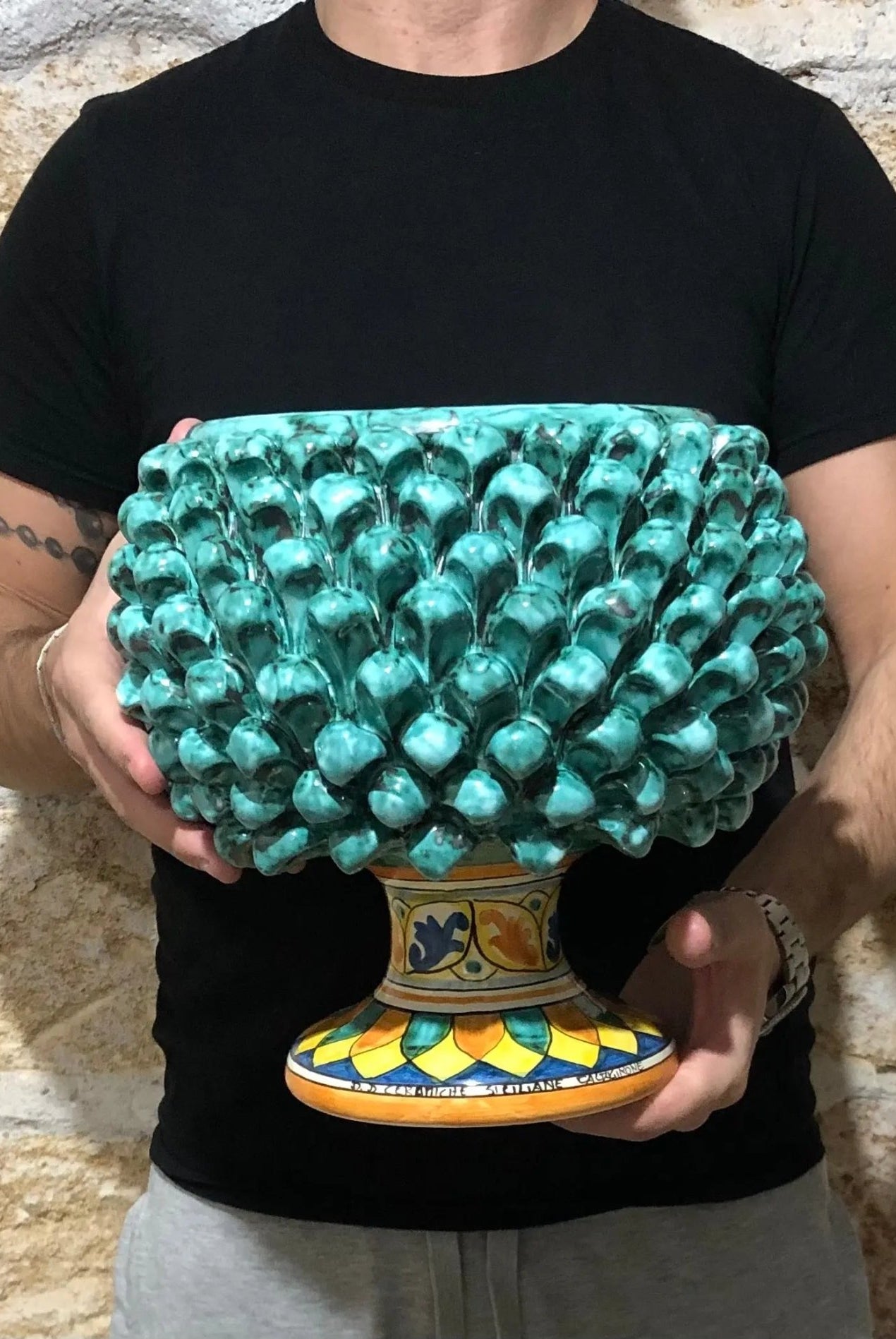 Portavaso Mezza Pigna Ceramica Caltagirone cm H.25 L.25 Artigianale Verde Acqua Base Decorata - DD CERAMICHE SICILIANE