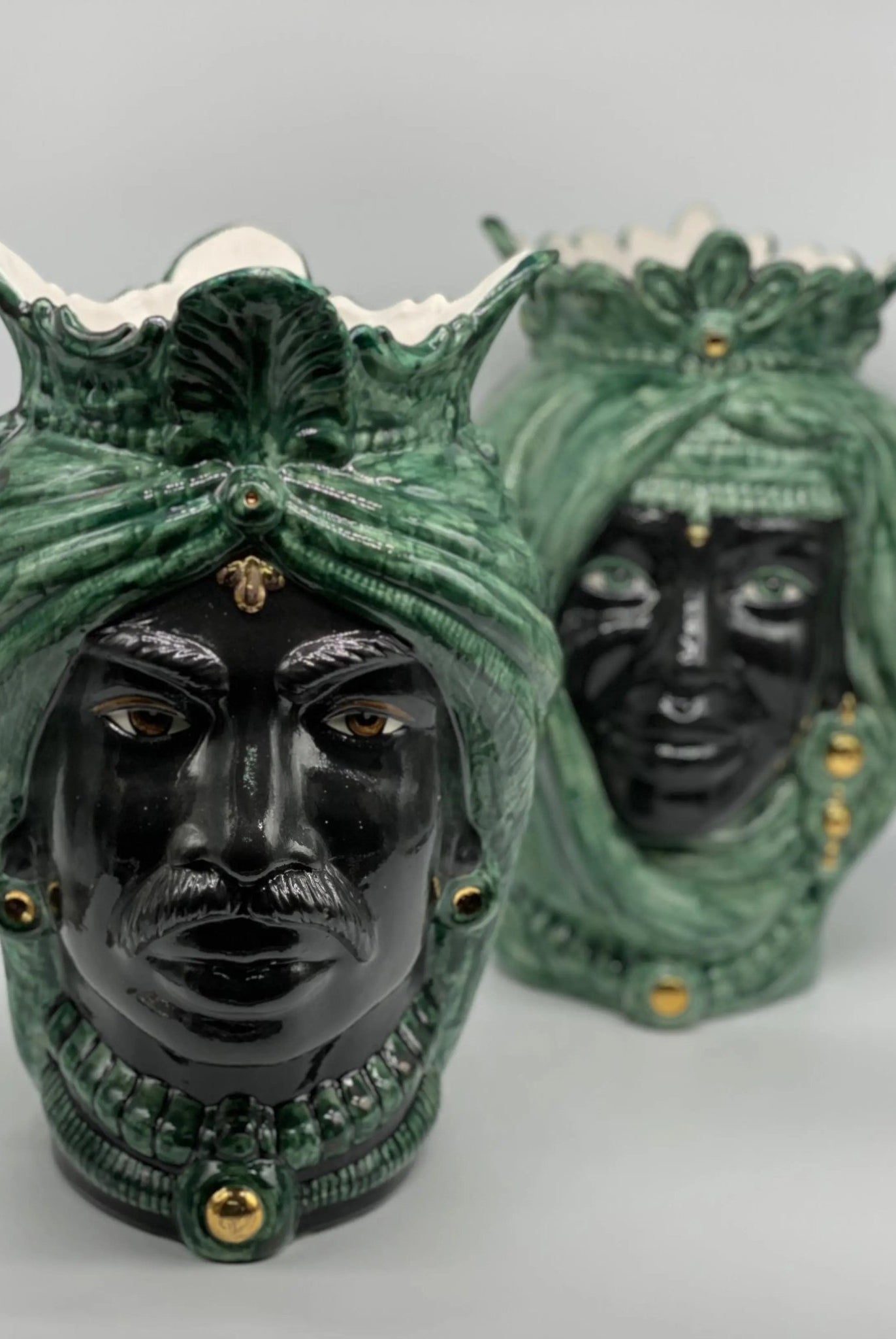 Teste di Moro Afro Ceramica Caltagirone cm H.35 L.23 Artigianale Verde con Oro - DD CERAMICHE SICILIANE