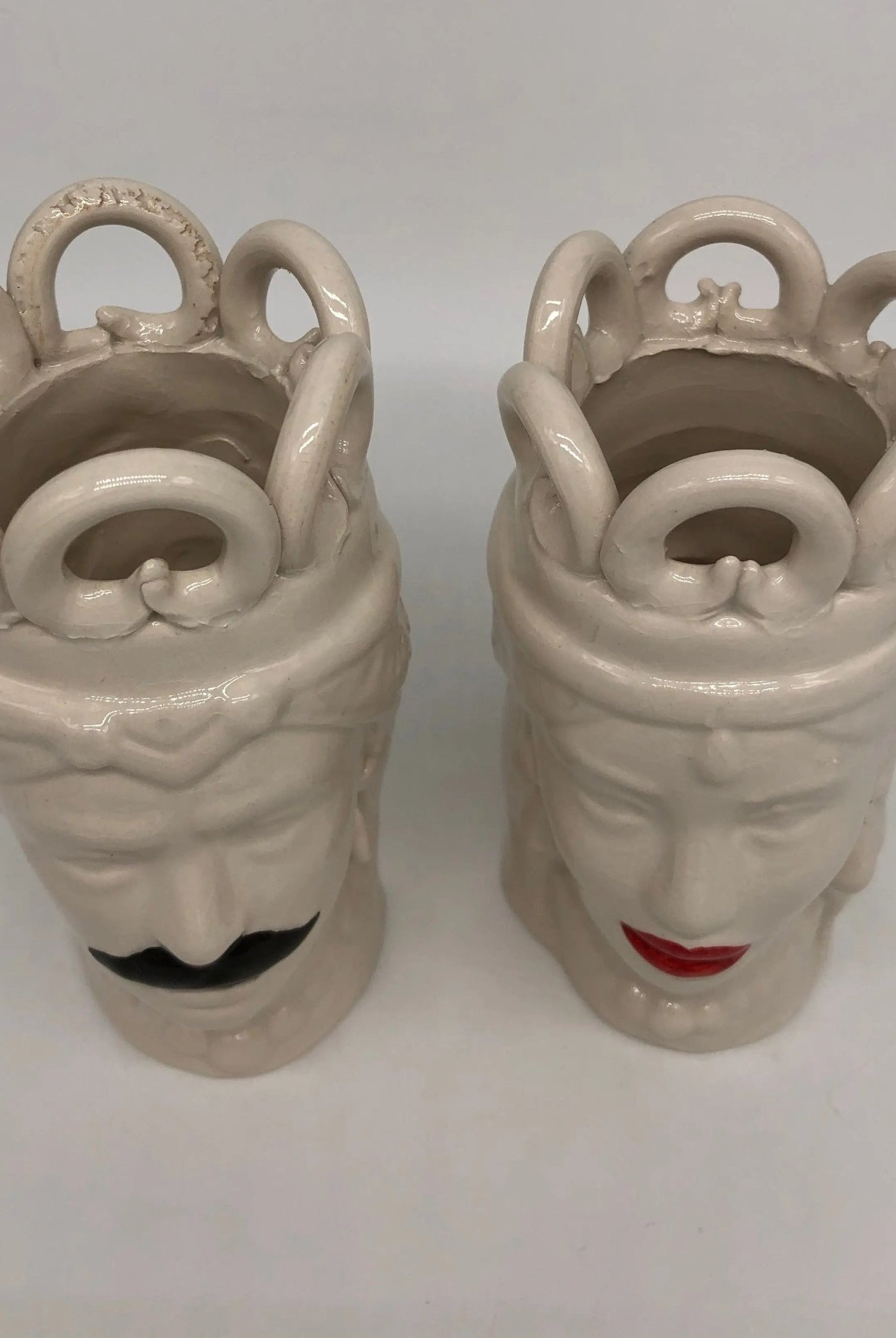 Teste di Moro Corona Ceramica Caltagirone cm H.15 L.7 Artigianale Colore Bianco con dettagli - DD CERAMICHE SICILIANE