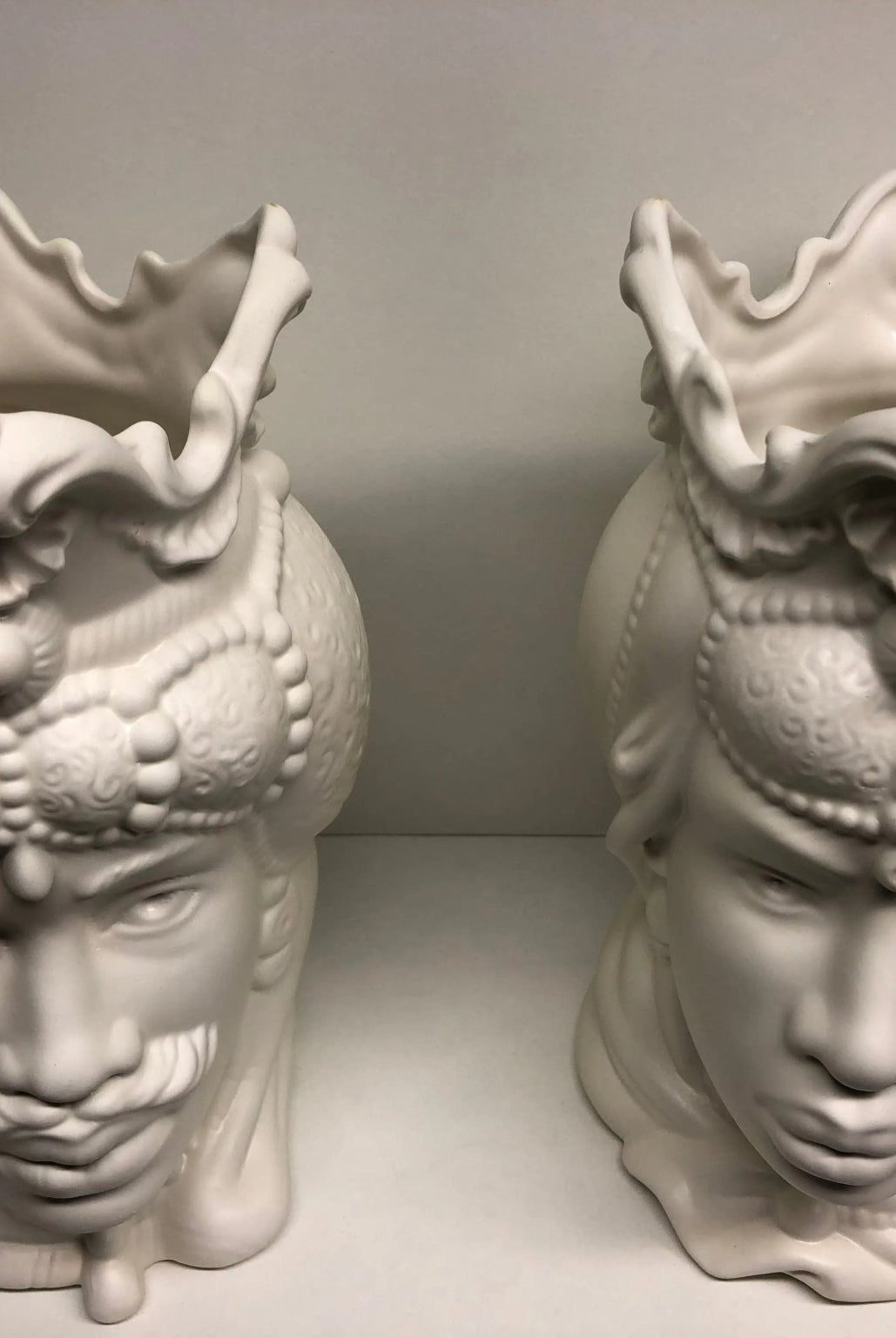 Teste di Moro Emiro Ceramica Caltagirone cm H.30 L.18 Artigianale Bianco Opaco - DD CERAMICHE SICILIANE