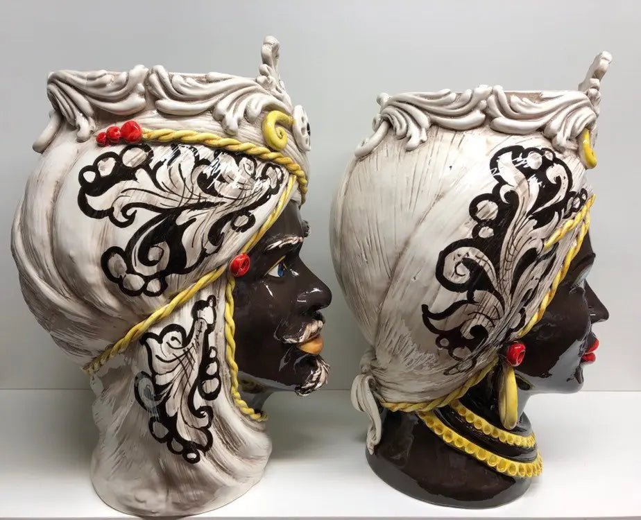 Teste di Moro Moresca Ceramica Caltagirone cm H.49 L.33 Artigianale Decorazione Barocco dettagli Giallo - DD CERAMICHE SICILIANE