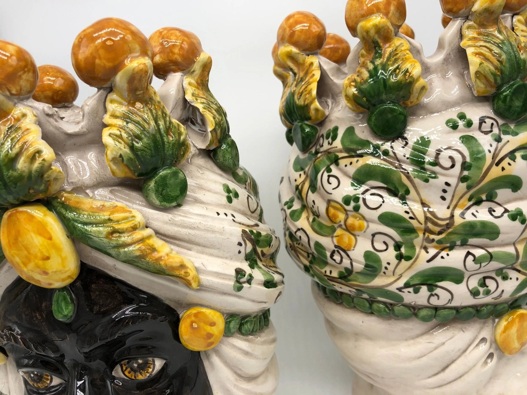 Teste di Moro Seicento Ceramica Caltagirone cm H.30 L.20 Artigianale Verde Giallo - DD CERAMICHE SICILIANE